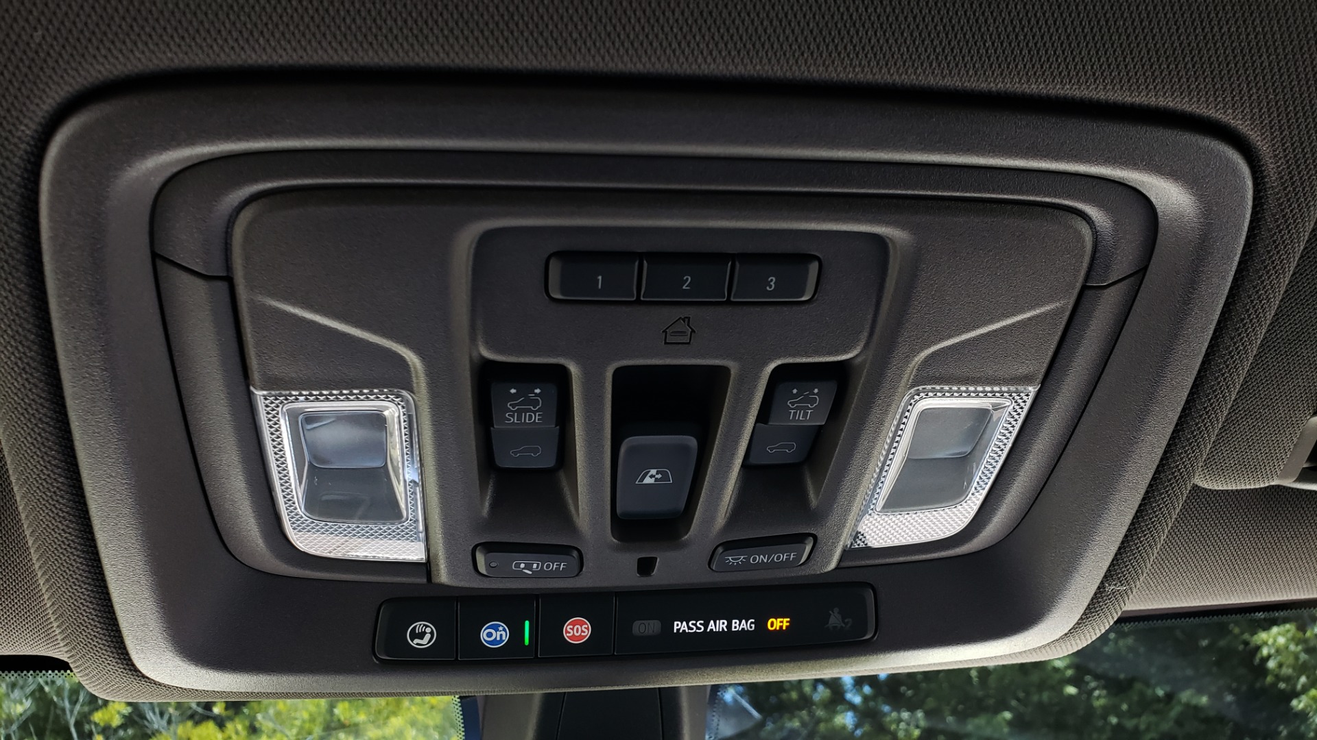 Used 2019 GMC SIERRA 1500 SLT 4WD CREWCAB / PREMIUM / 6.2L V8 / NAV / SUNROOF / VENT SEATS for sale Sold at Formula Imports in Charlotte NC 28227 58