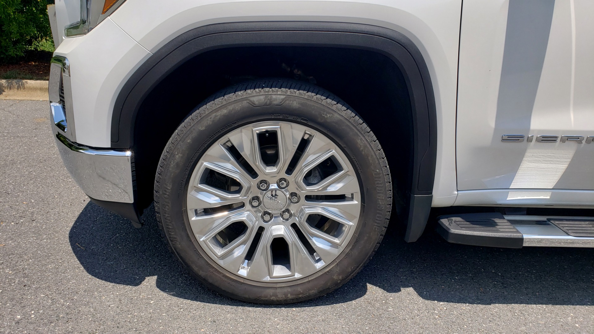 Used 2019 GMC SIERRA 1500 SLT 4WD CREWCAB / PREMIUM / 6.2L V8 / NAV / SUNROOF / VENT SEATS for sale Sold at Formula Imports in Charlotte NC 28227 86