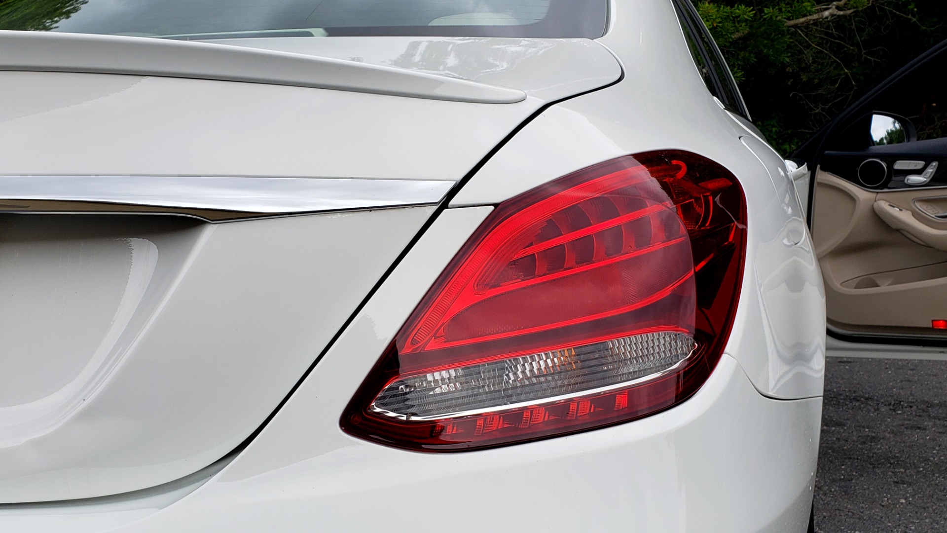 Used 2017 Mercedes-Benz C-CLASS C 300 PREMIUM SEDAN / NAV / PANO-ROOF / HTD STS / REARVIEW for sale Sold at Formula Imports in Charlotte NC 28227 31