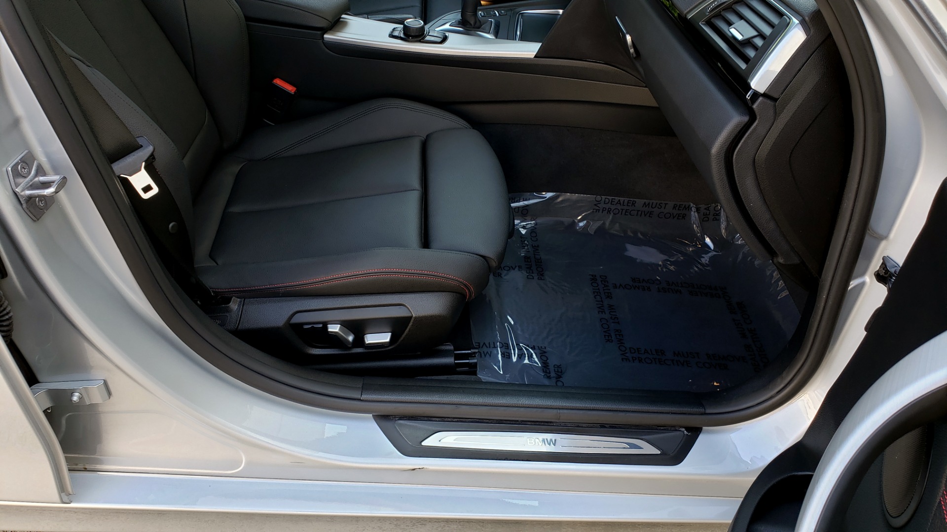 Used 2017 BMW 3 SERIES 330I SPORT SEDAN / DRVR ASST PKG / SUNROOF / REARVIEW for sale Sold at Formula Imports in Charlotte NC 28227 65