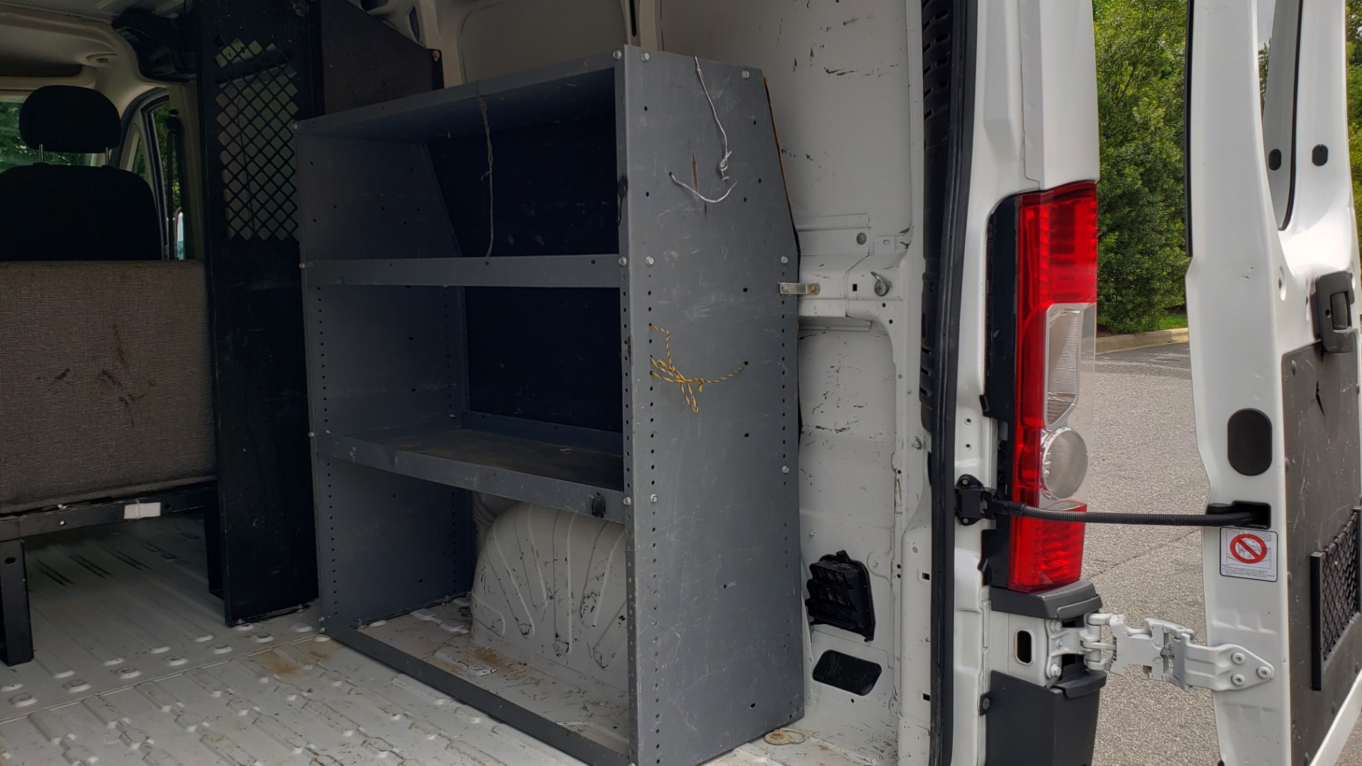 Used 2016 Ram PROMASTER CARGO VAN 136 WB / 3.6L V6 / AUTO / ROOF-RACK / REARVIEW / SEATS 5 for sale Sold at Formula Imports in Charlotte NC 28227 34