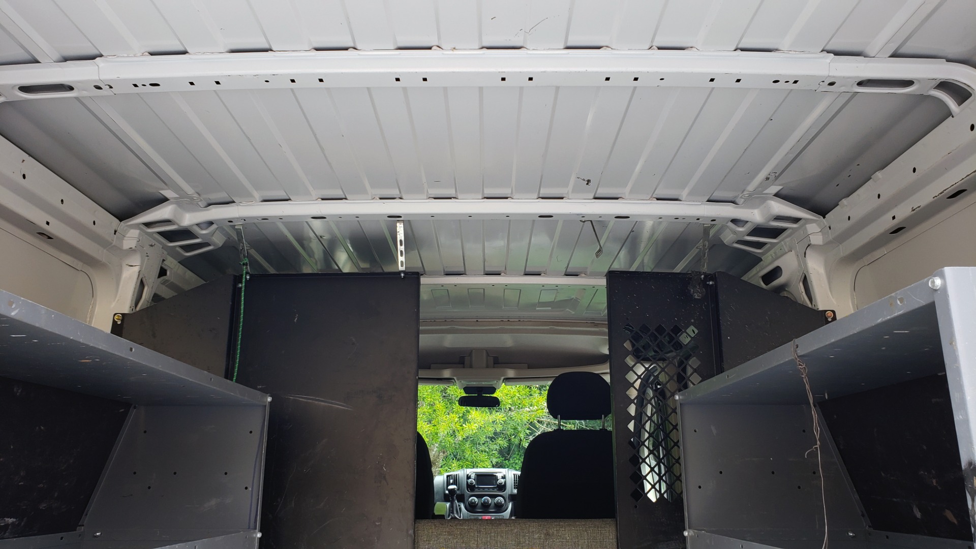 Used 2016 Ram PROMASTER CARGO VAN 136 WB / 3.6L V6 / AUTO / ROOF-RACK / REARVIEW / SEATS 5 for sale Sold at Formula Imports in Charlotte NC 28227 35