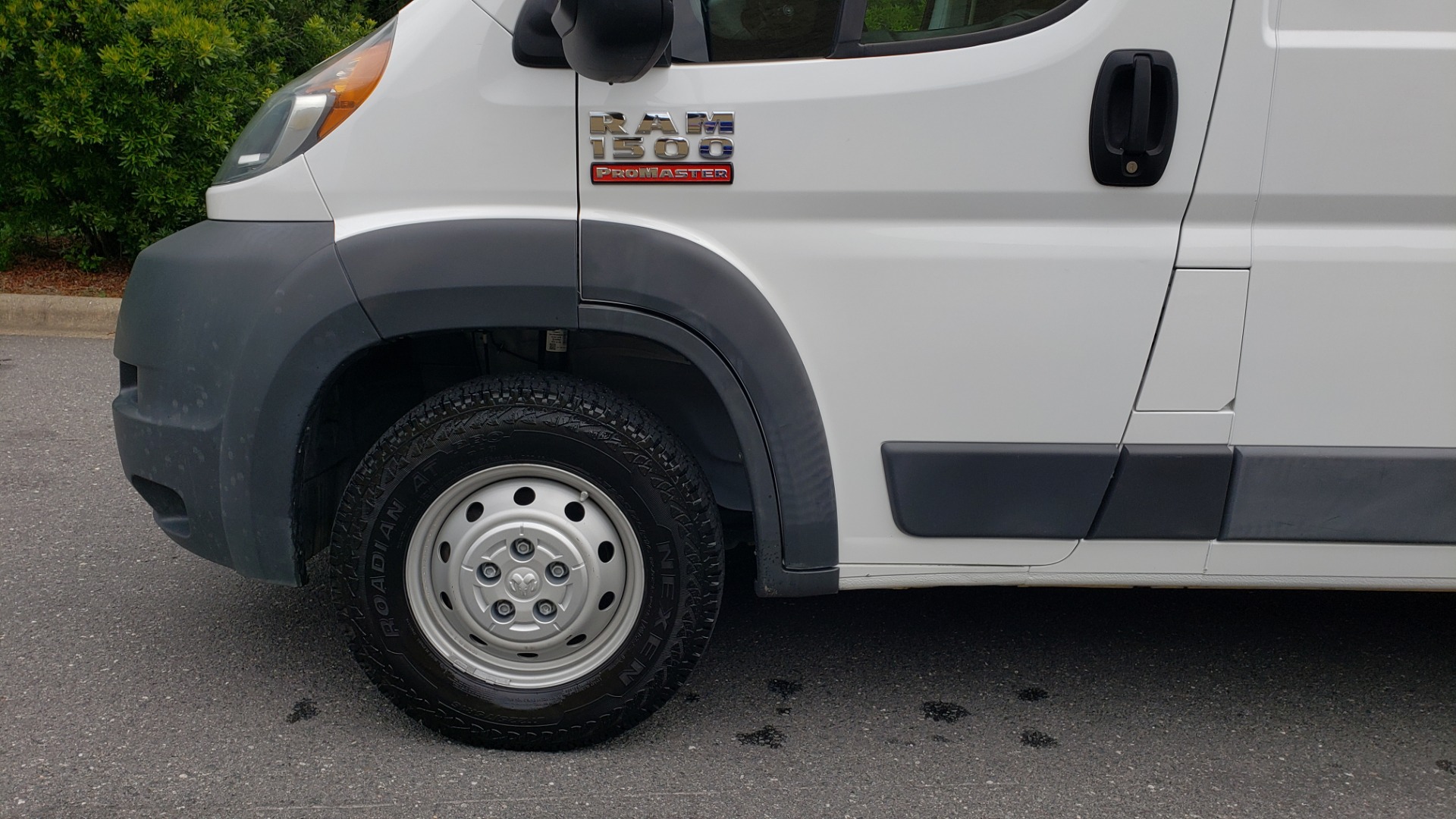 Used 2016 Ram PROMASTER CARGO VAN 136 WB / 3.6L V6 / AUTO / ROOF-RACK / REARVIEW / SEATS 5 for sale Sold at Formula Imports in Charlotte NC 28227 58