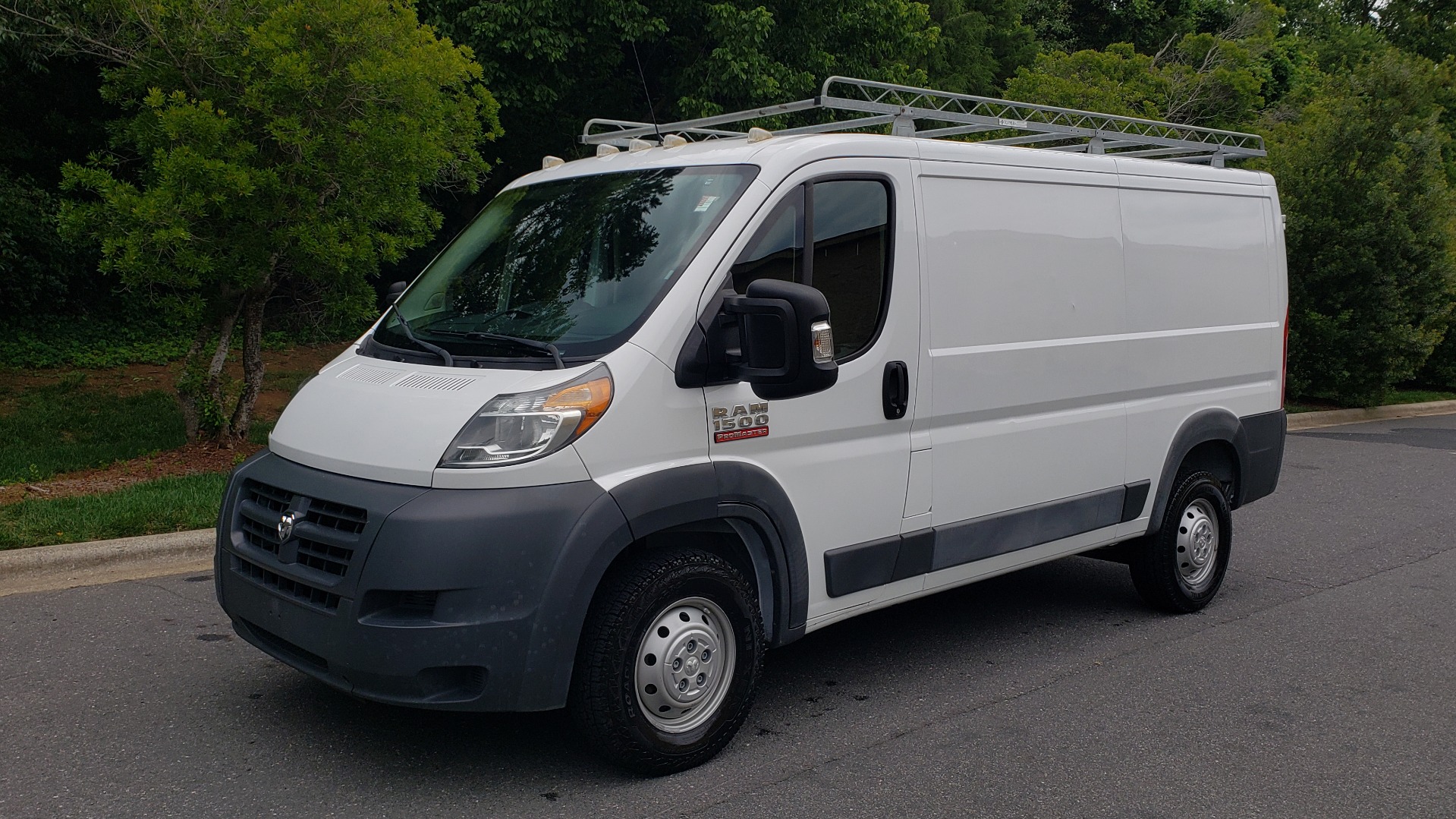 Used 2016 Ram PROMASTER CARGO VAN 136 WB / 3.6L V6 / AUTO / ROOF-RACK / REARVIEW / SEATS 5 for sale Sold at Formula Imports in Charlotte NC 28227 1