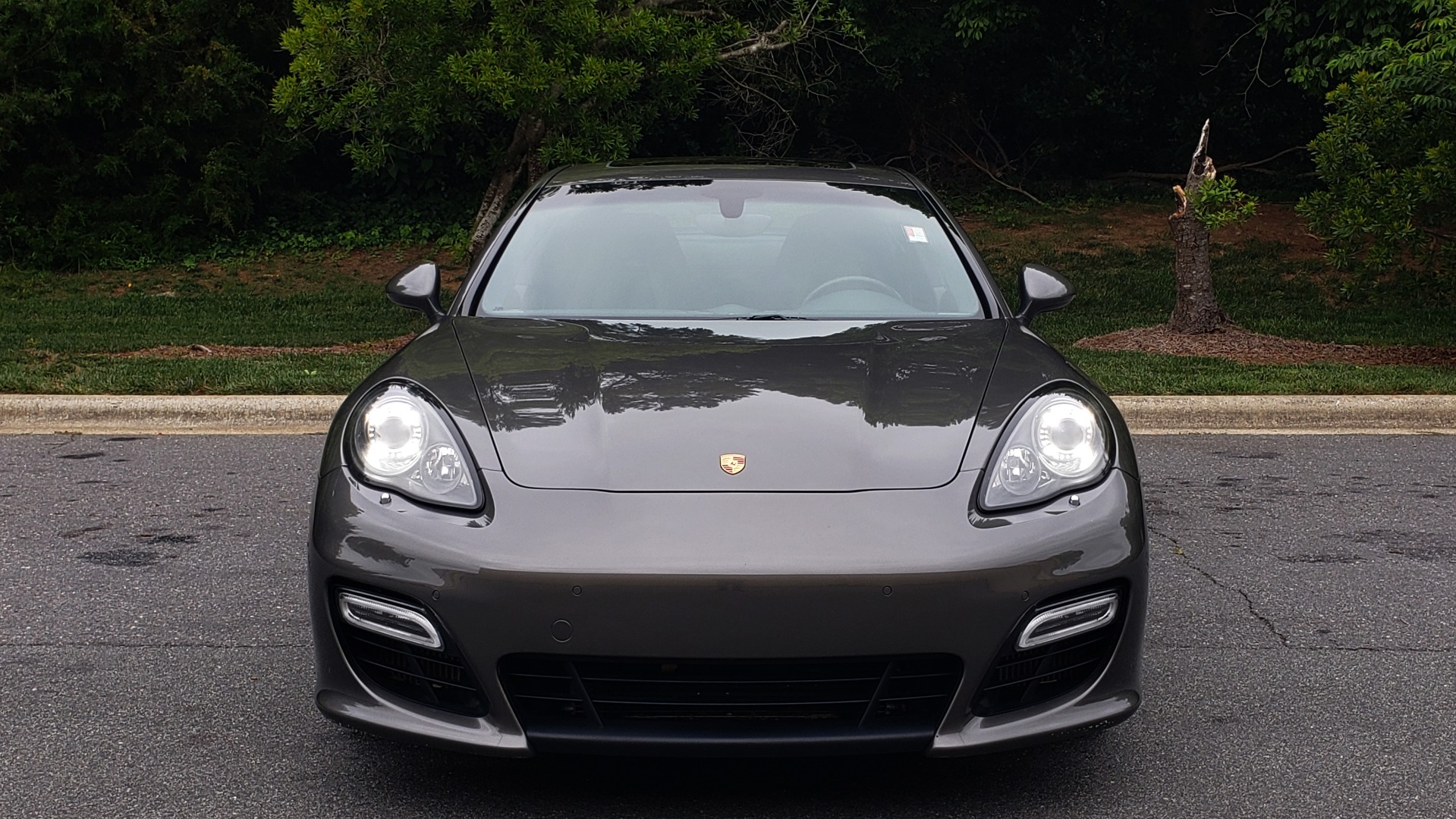 Used 2013 Porsche PANAMERA TURBO 4.8L V8 / AWD / NAV / SUNROOF / LCA / PARK ASST / BURMESTER for sale Sold at Formula Imports in Charlotte NC 28227 19