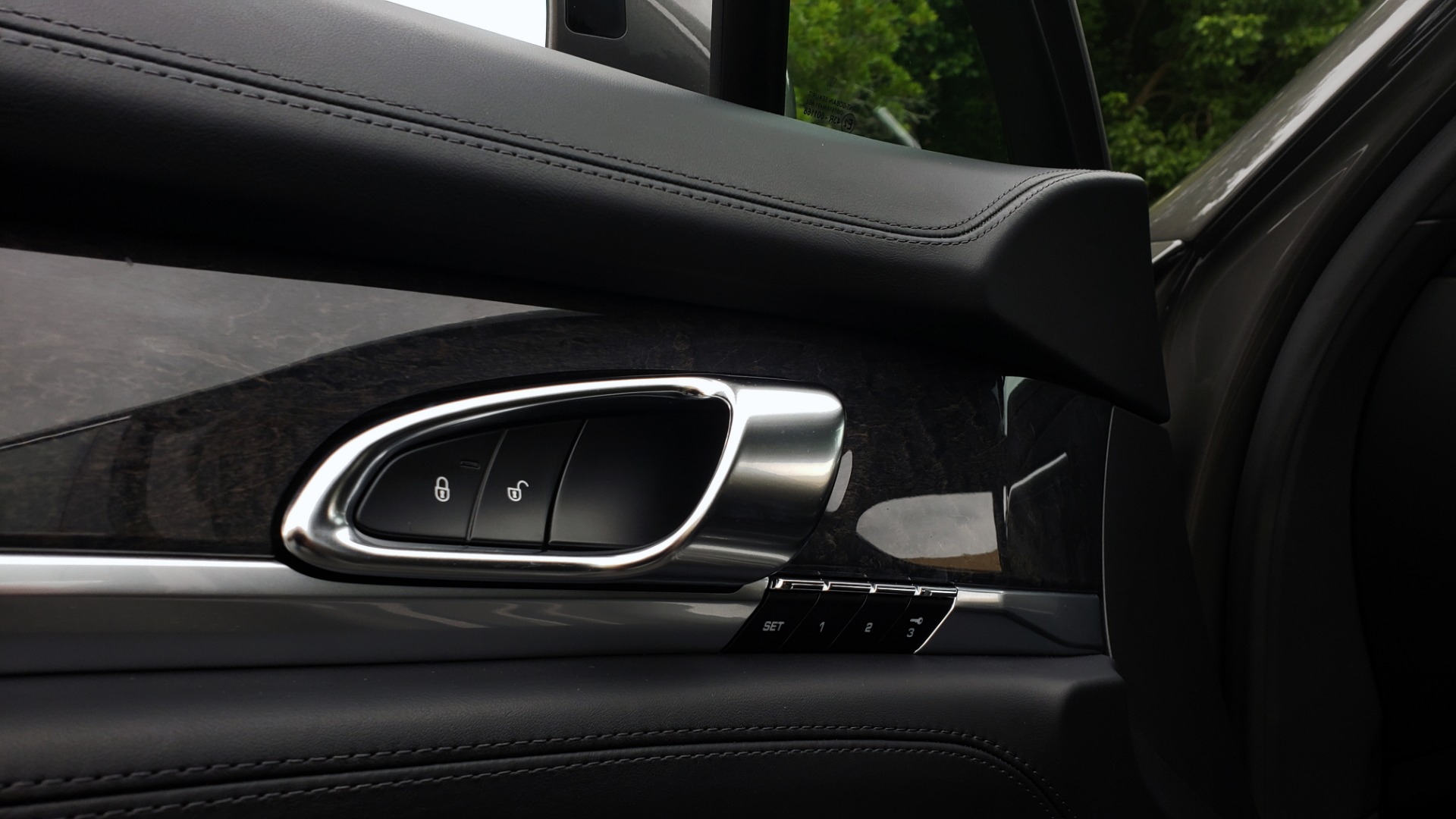 Used 2013 Porsche PANAMERA TURBO 4.8L V8 / AWD / NAV / SUNROOF / LCA / PARK ASST / BURMESTER for sale Sold at Formula Imports in Charlotte NC 28227 30