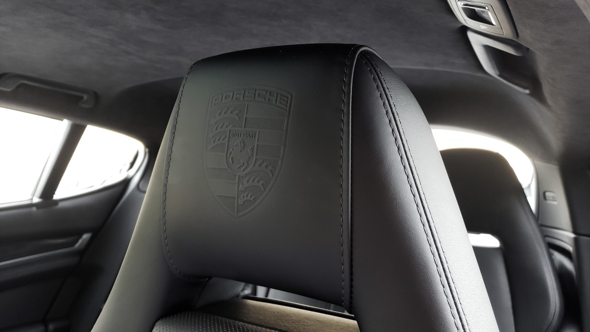 Used 2013 Porsche PANAMERA TURBO 4.8L V8 / AWD / NAV / SUNROOF / LCA / PARK ASST / BURMESTER for sale Sold at Formula Imports in Charlotte NC 28227 35