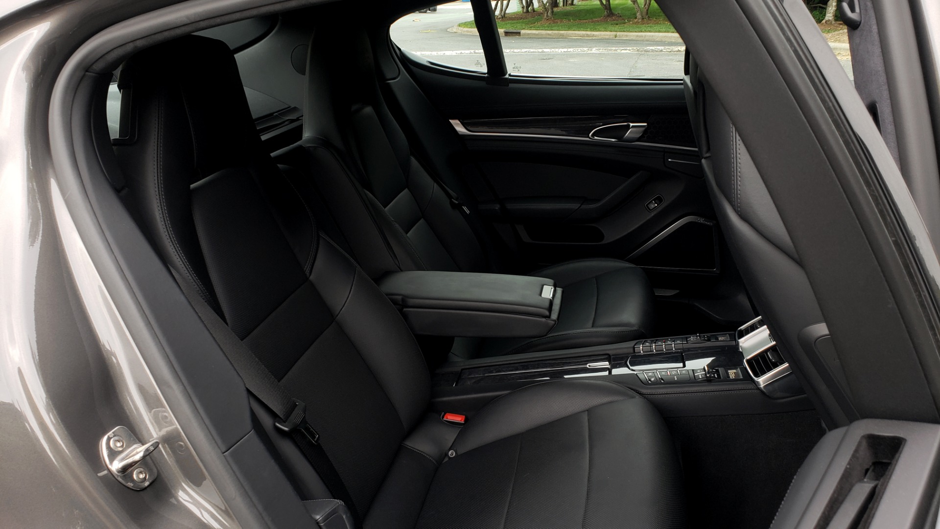 Used 2013 Porsche PANAMERA TURBO 4.8L V8 / AWD / NAV / SUNROOF / LCA / PARK ASST / BURMESTER for sale Sold at Formula Imports in Charlotte NC 28227 79