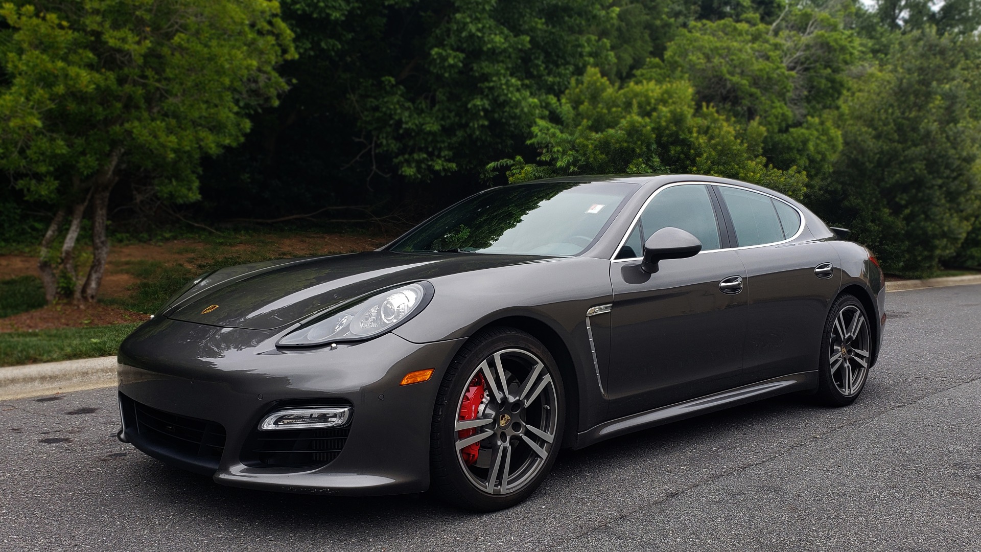 Used 2013 Porsche PANAMERA TURBO 4.8L V8 / AWD / NAV / SUNROOF / LCA / PARK ASST / BURMESTER for sale Sold at Formula Imports in Charlotte NC 28227 1