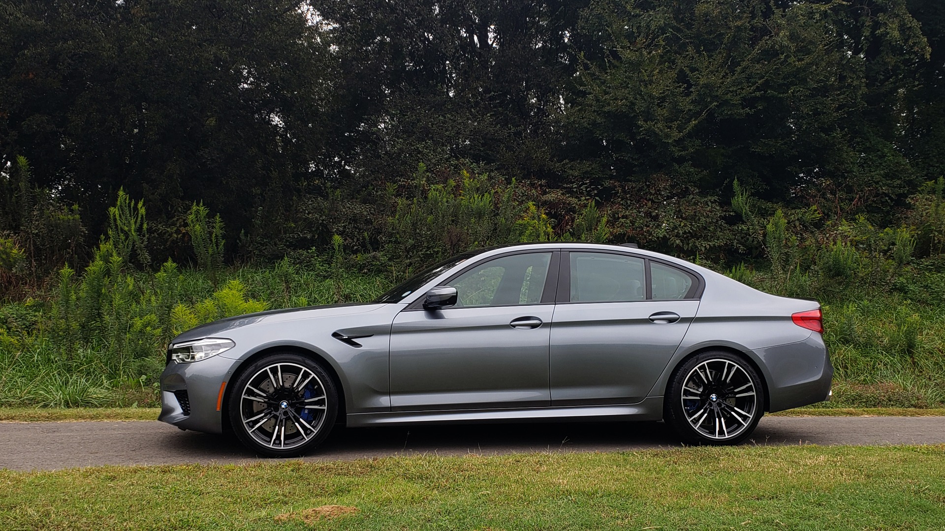 Used 2019 BMW M5 EXEC PKG / DRVR ASST PLUS / B&W SOUND / NAV / REARVIEW for sale Sold at Formula Imports in Charlotte NC 28227 10