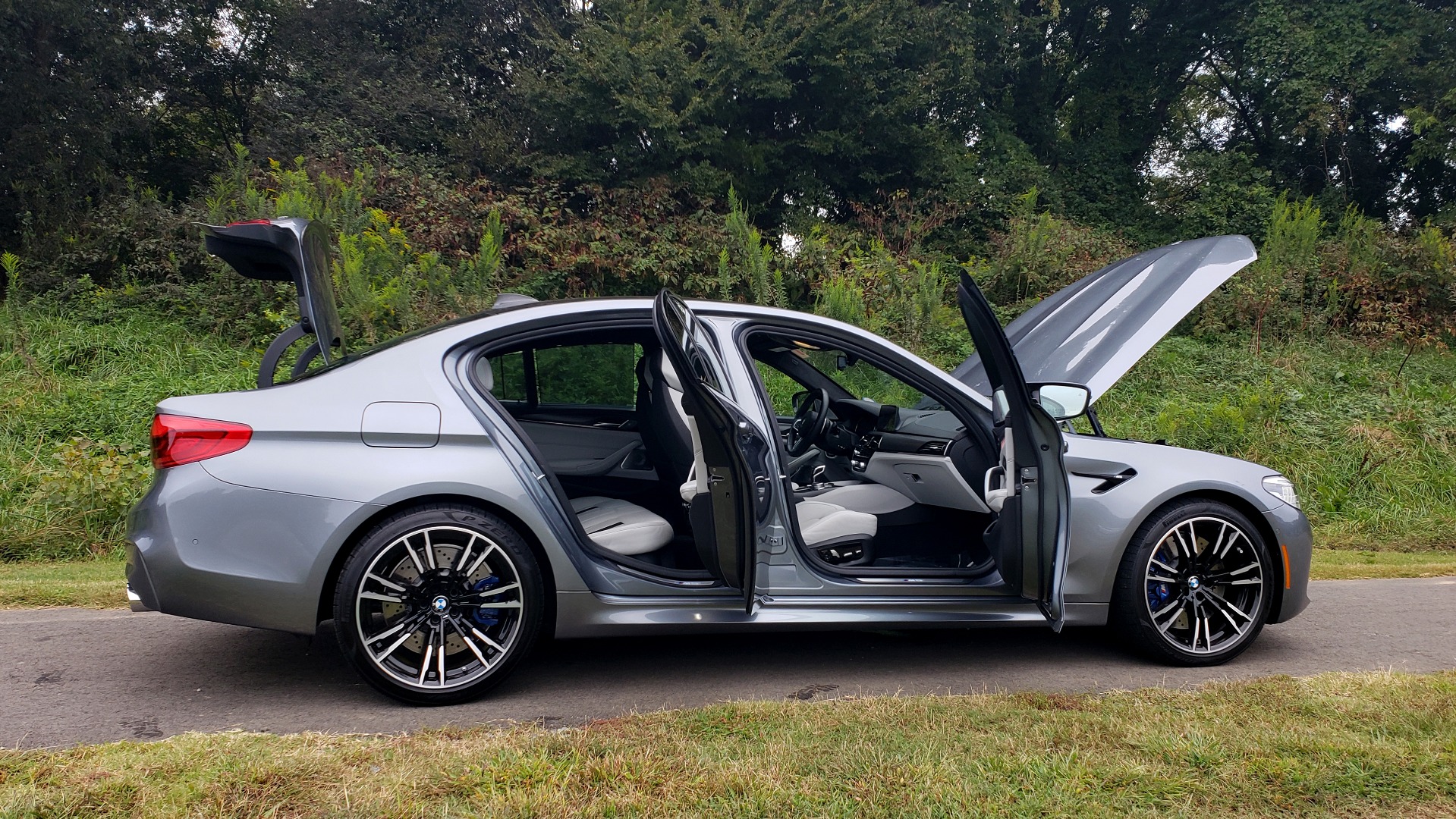Used 2019 BMW M5 EXEC PKG / DRVR ASST PLUS / B&W SOUND / NAV / REARVIEW for sale Sold at Formula Imports in Charlotte NC 28227 22