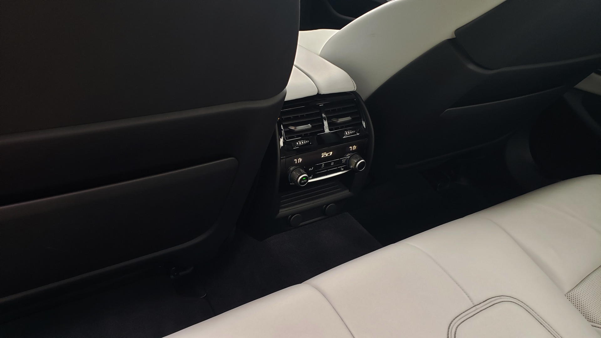 Used 2019 BMW M5 EXEC PKG / DRVR ASST PLUS / B&W SOUND / NAV / REARVIEW for sale Sold at Formula Imports in Charlotte NC 28227 73