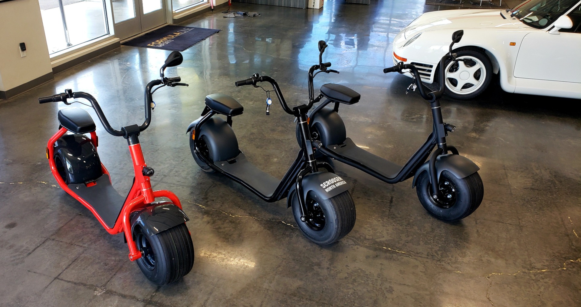 Used 2018 Scrooser ELECTRIC SCOOTER SELF BALANCED / 15.5 MPH / 34MI RANGE - CHOOSE YOUR COLOR for sale Sold at Formula Imports in Charlotte NC 28227 2