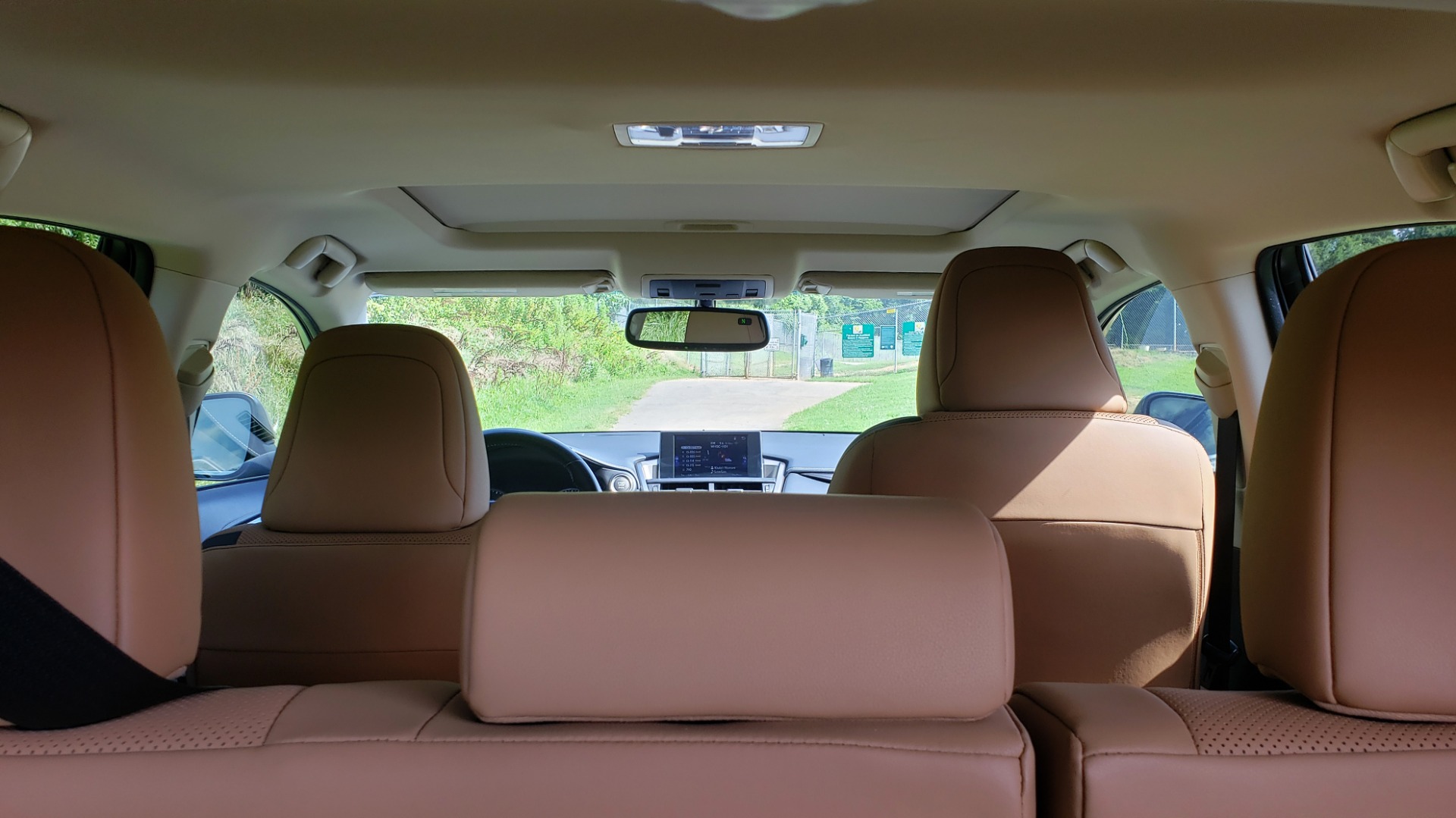 Used 2016 Lexus NX 200T FWD / PREMIUM PKG / SUNROOF / BSM / REARVIEW for sale Sold at Formula Imports in Charlotte NC 28227 25