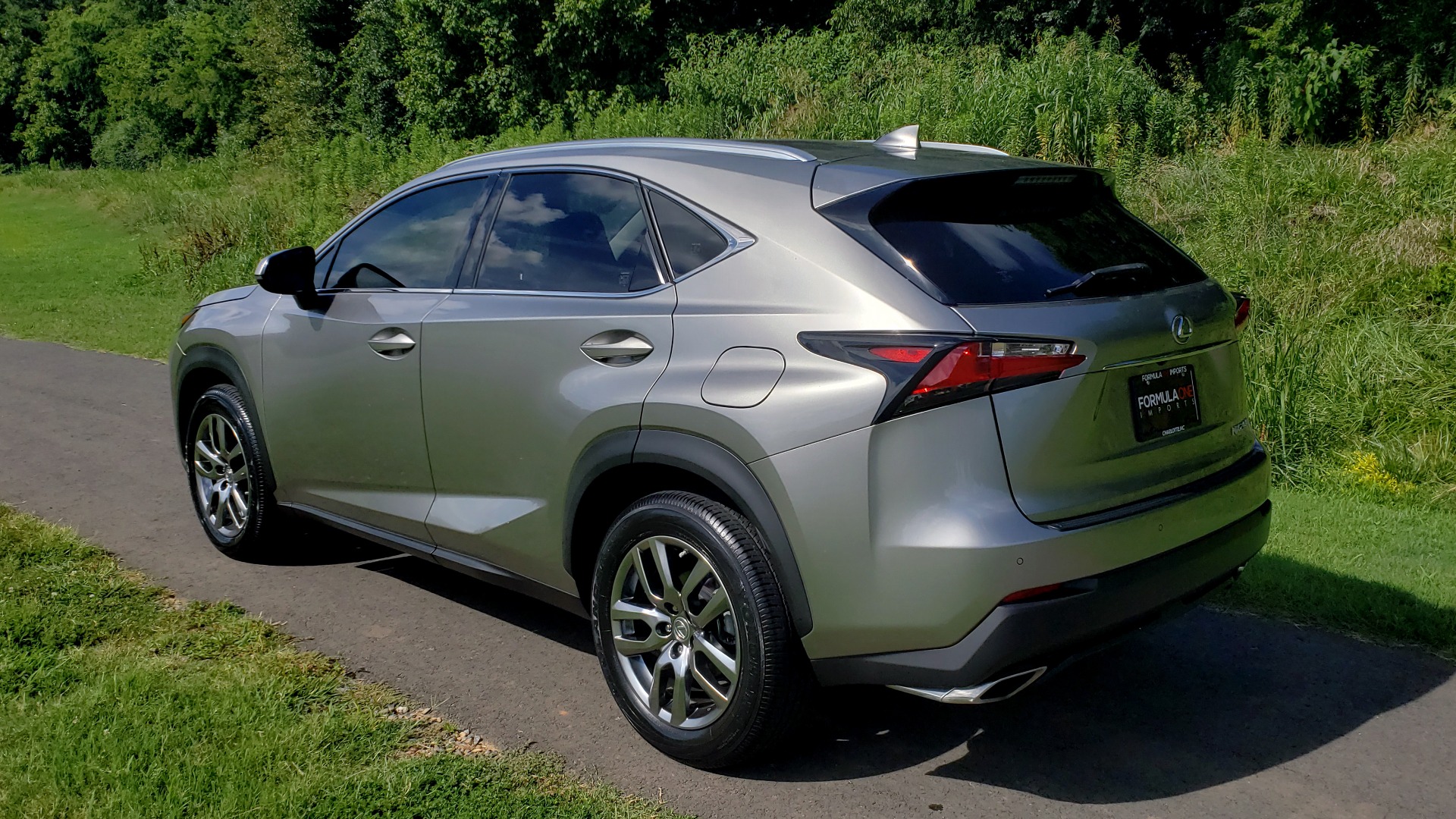 Used 2016 Lexus NX 200T FWD / PREMIUM PKG / SUNROOF / BSM / REARVIEW for sale Sold at Formula Imports in Charlotte NC 28227 3