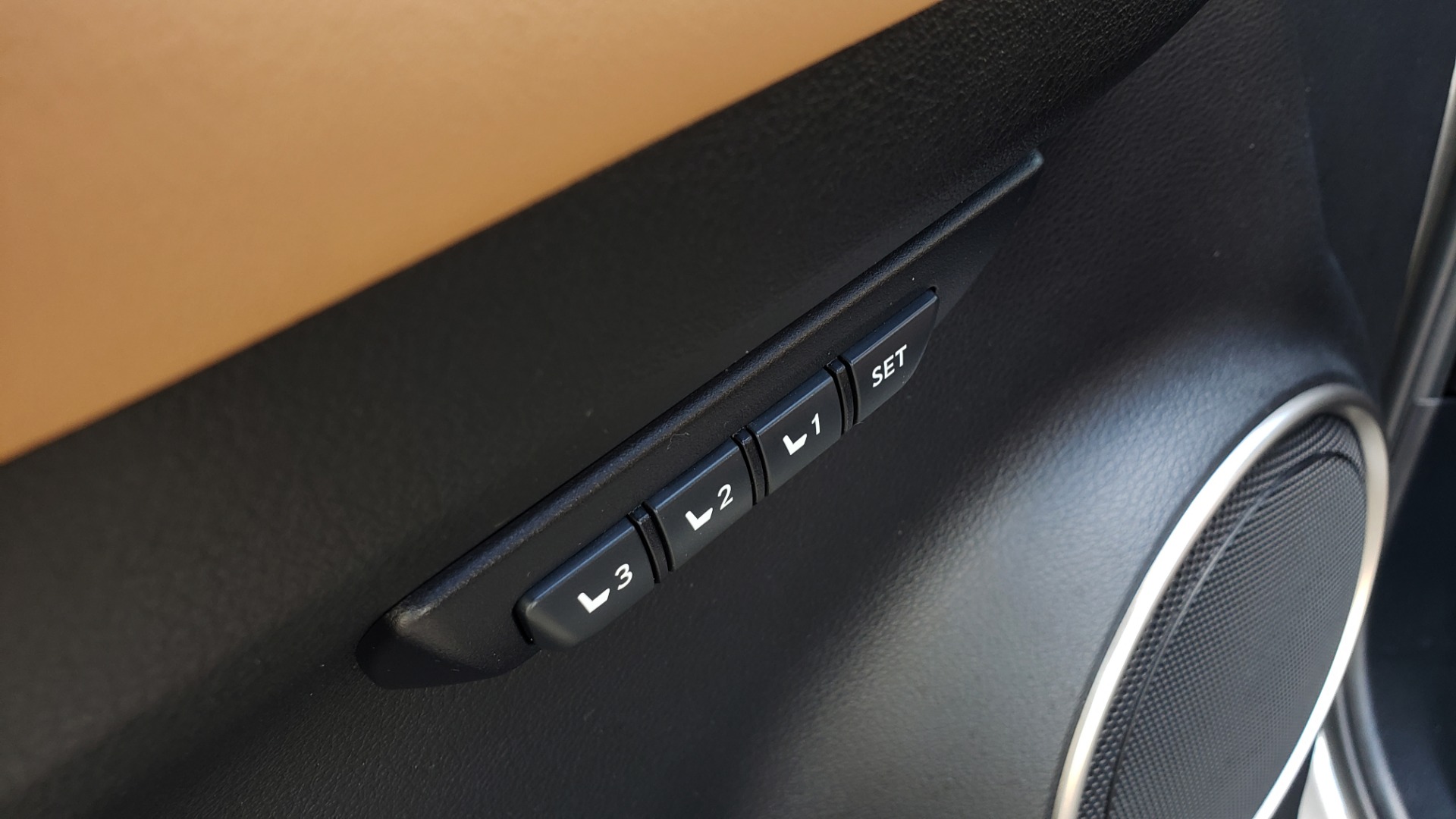 Used 2016 Lexus NX 200T FWD / PREMIUM PKG / SUNROOF / BSM / REARVIEW for sale Sold at Formula Imports in Charlotte NC 28227 77