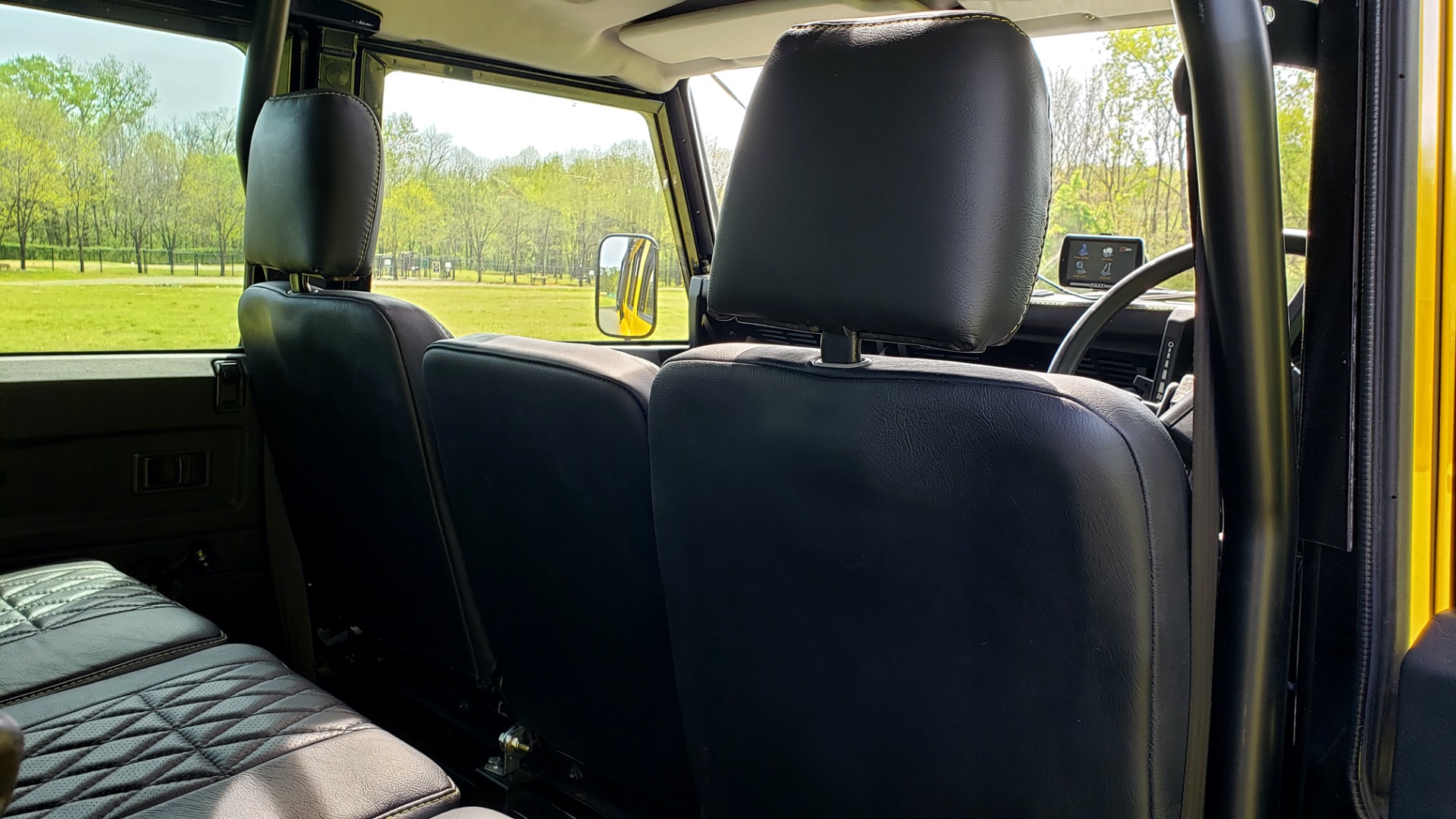 Used 1989 Land Rover DEFENDER 110 4x4 CUSTOM / FULLY RESTORED / FUEL INJECTION V8 / 5-SPD MANUAL for sale Sold at Formula Imports in Charlotte NC 28227 100