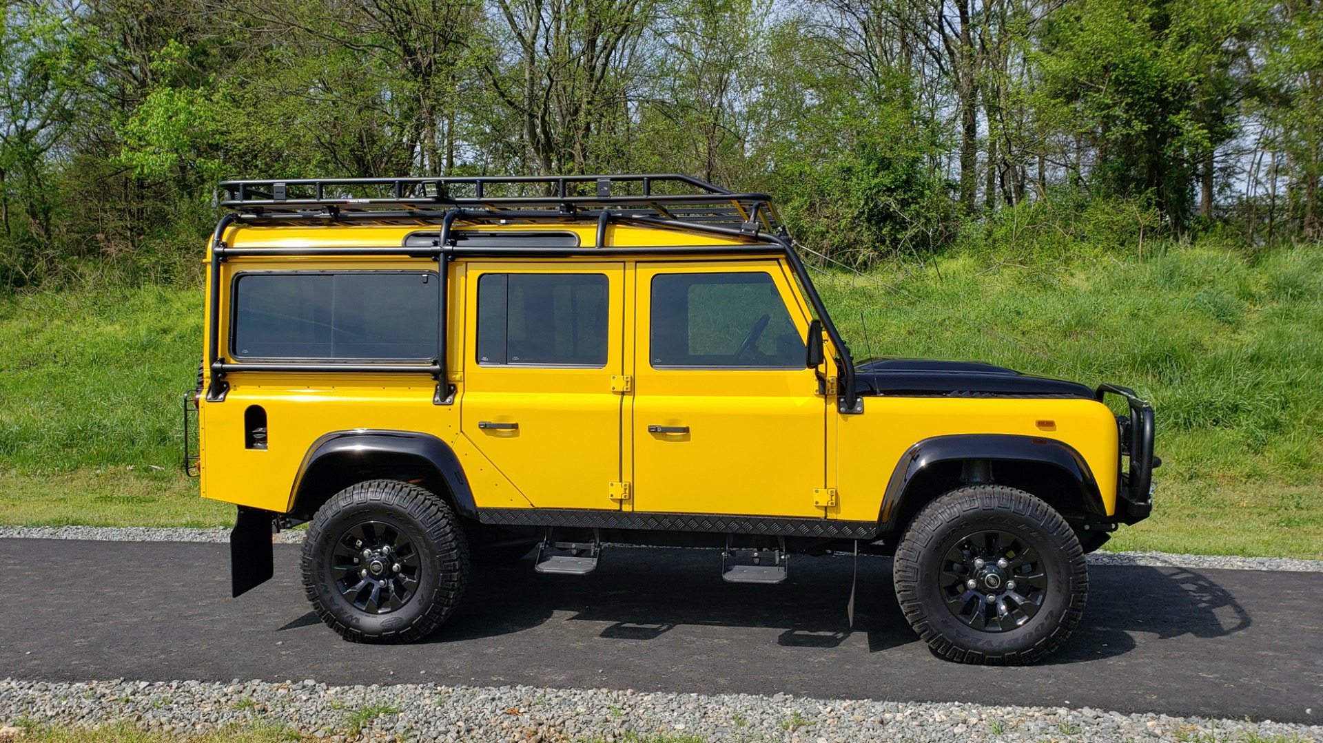 Used 1989 Land Rover Defender 110 4x4 Custom / Fully Restored / Fuel Injected V8 / 5-Spd Man for sale $60,000 at Formula Imports in Charlotte NC 28227 21