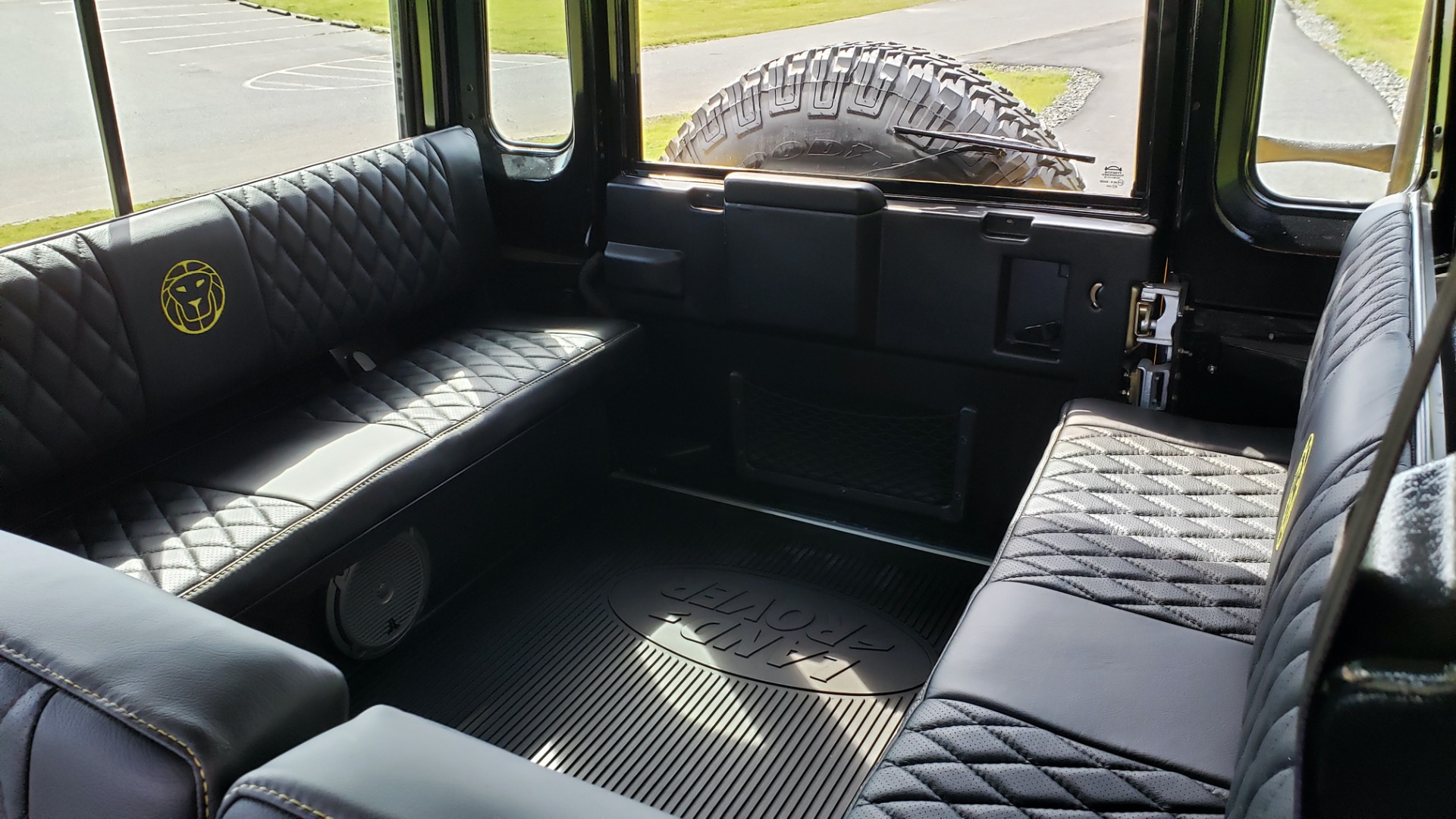 Used 1989 Land Rover DEFENDER 110 4x4 CUSTOM / FULLY RESTORED / FUEL INJECTION V8 / 5-SPD MANUAL for sale Sold at Formula Imports in Charlotte NC 28227 39
