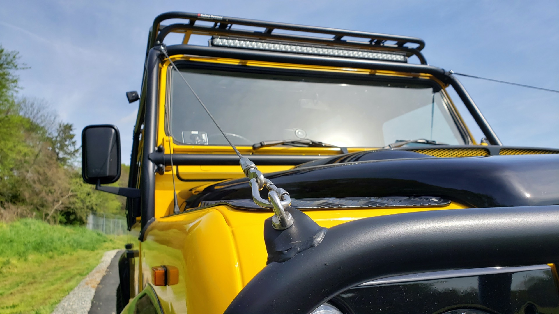 Used 1989 Land Rover DEFENDER 110 4x4 CUSTOM / FULLY RESTORED / FUEL INJECTION V8 / 5-SPD MANUAL for sale Sold at Formula Imports in Charlotte NC 28227 55