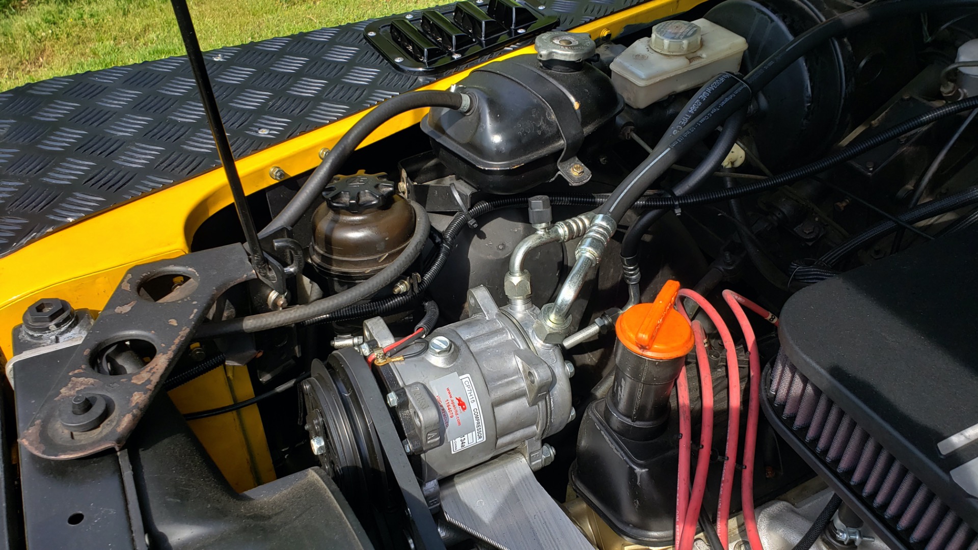 Used 1989 Land Rover DEFENDER 110 4x4 CUSTOM / FULLY RESTORED / FUEL INJECTION V8 / 5-SPD MANUAL for sale Sold at Formula Imports in Charlotte NC 28227 68