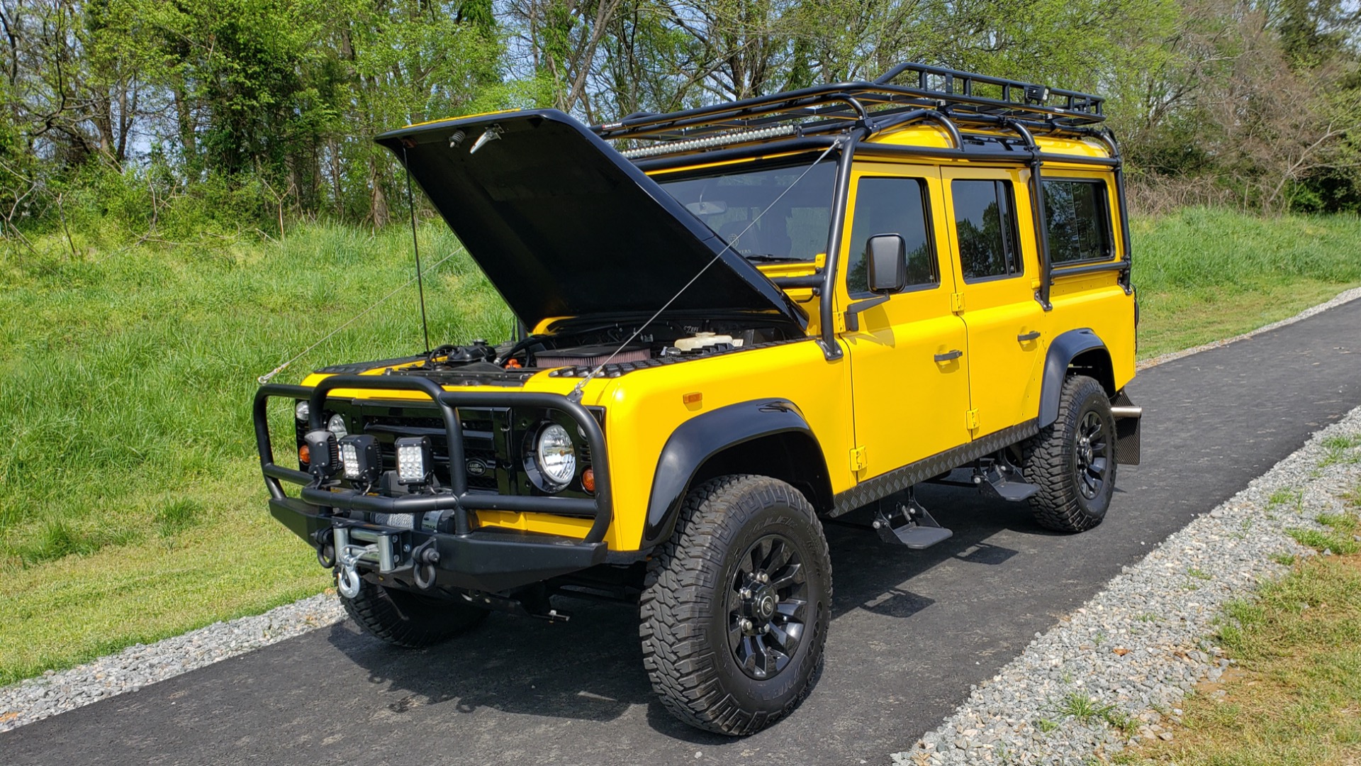 Used 1989 Land Rover DEFENDER 110 4x4 CUSTOM / FULLY RESTORED / FUEL INJECTION V8 / 5-SPD MANUAL for sale Sold at Formula Imports in Charlotte NC 28227 74