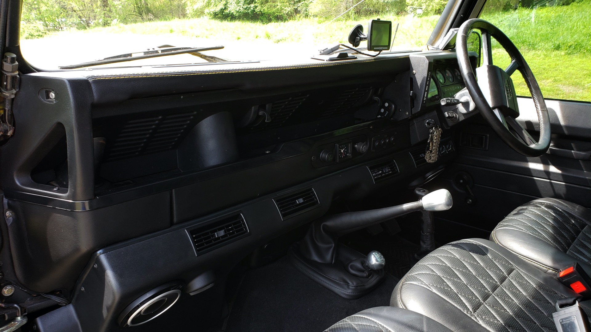 Used 1989 Land Rover Defender 110 4x4 Custom / Fully Restored / Fuel Injected V8 / 5-Spd Man for sale $60,000 at Formula Imports in Charlotte NC 28227 89