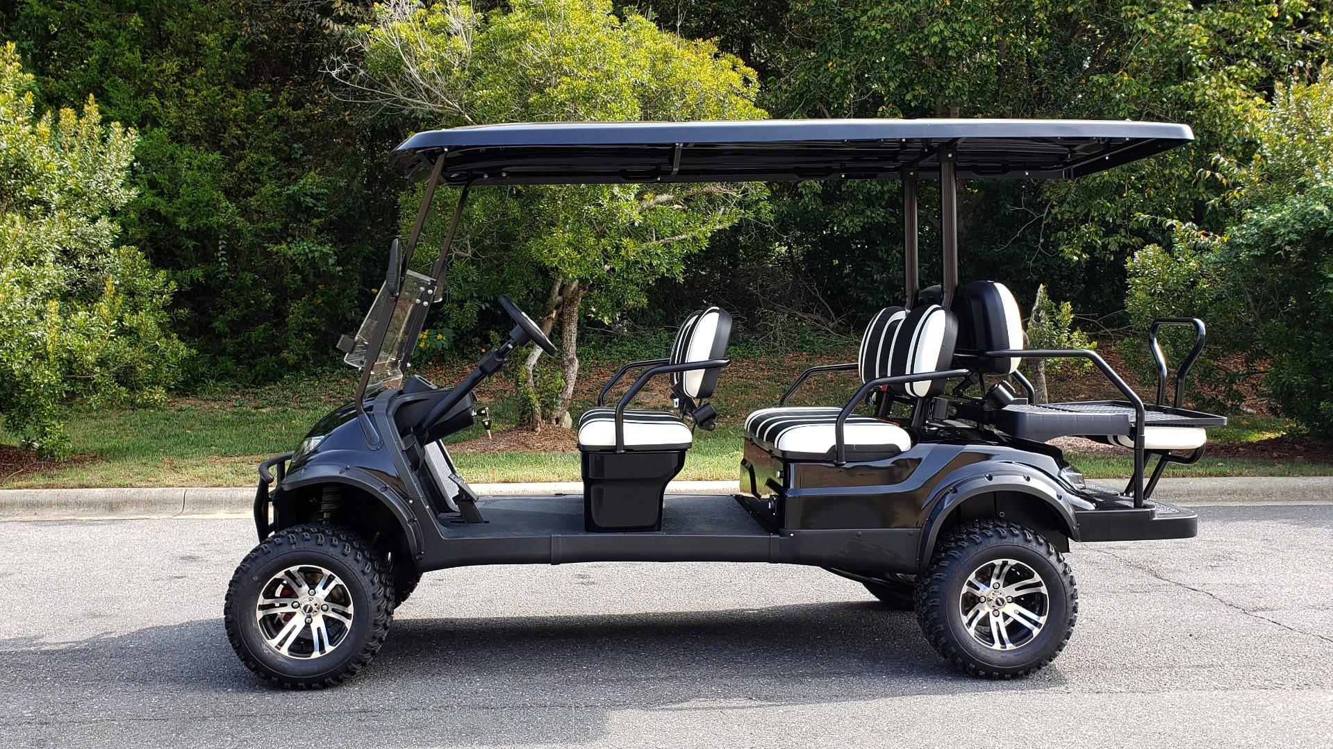 Used 2020 ICON I60L ELECTRIC CAR / 3-ROW / 6-PASSENGER / LIFTED / 28MPH / NEW for sale Sold at Formula Imports in Charlotte NC 28227 2