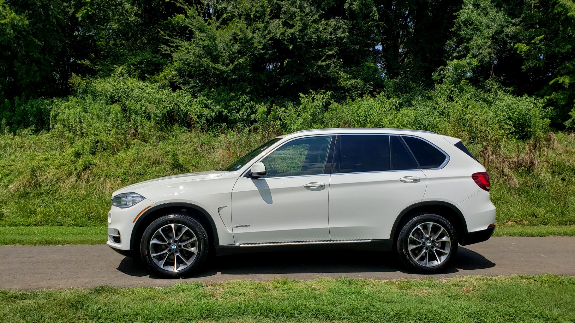 Used 2017 BMW X5 XDRIVE35I / NAV / PANOR-ROOF / HTD STS / REARVIEW for sale Sold at Formula Imports in Charlotte NC 28227 2