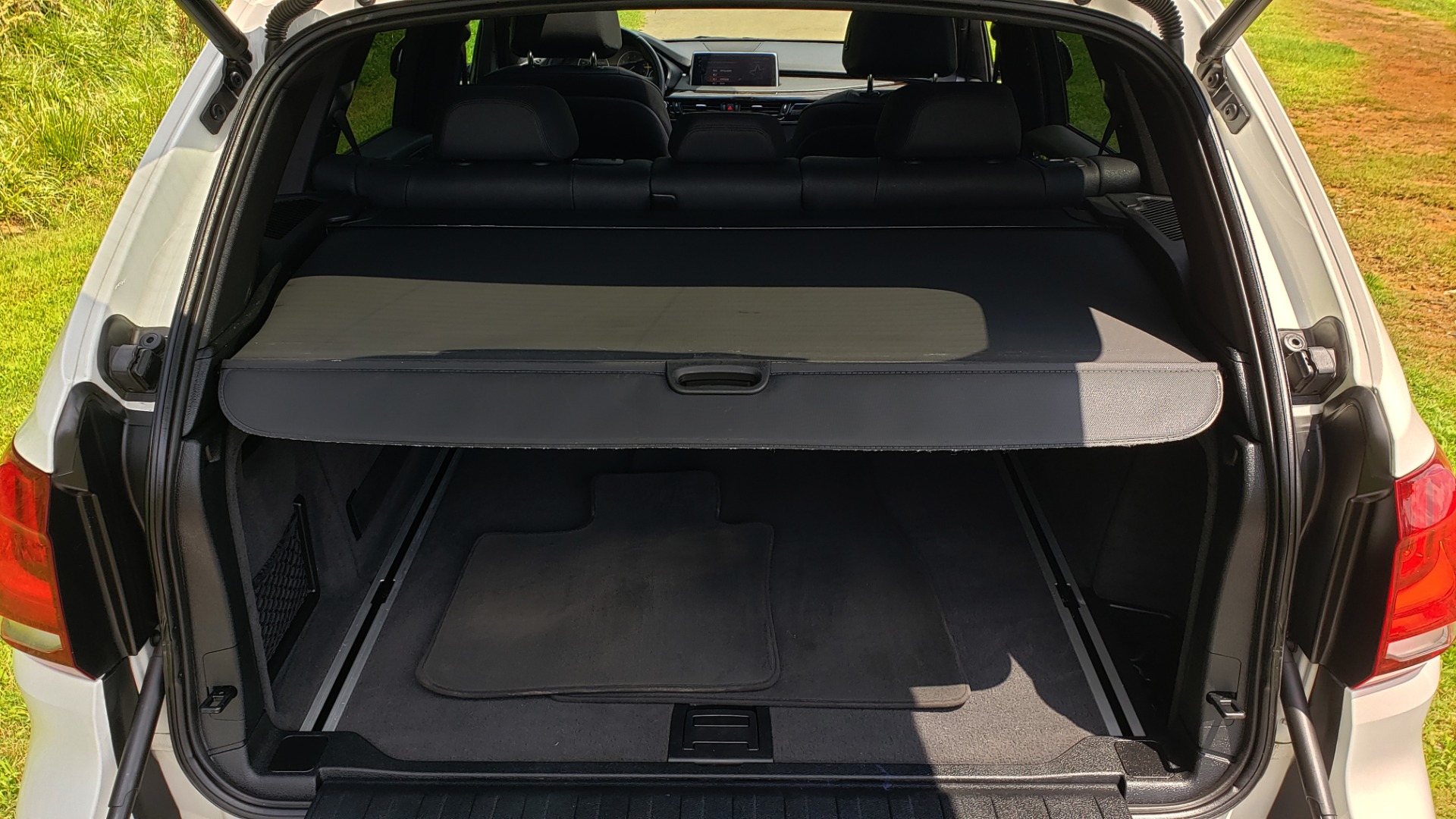 Used 2017 BMW X5 XDRIVE35I / NAV / PANOR-ROOF / HTD STS / REARVIEW for sale Sold at Formula Imports in Charlotte NC 28227 26