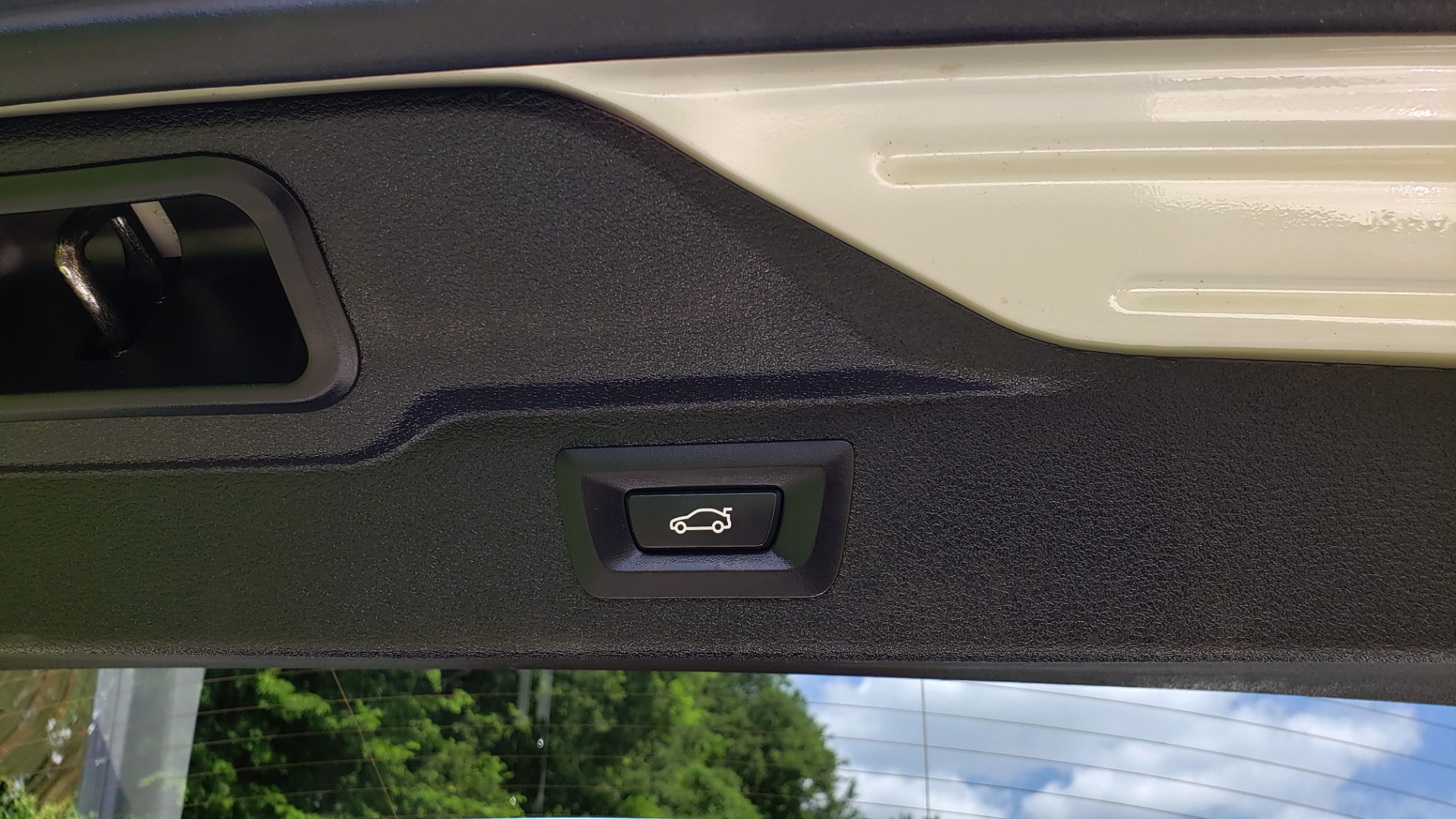 Used 2017 BMW X5 XDRIVE35I / NAV / PANOR-ROOF / HTD STS / REARVIEW for sale Sold at Formula Imports in Charlotte NC 28227 30
