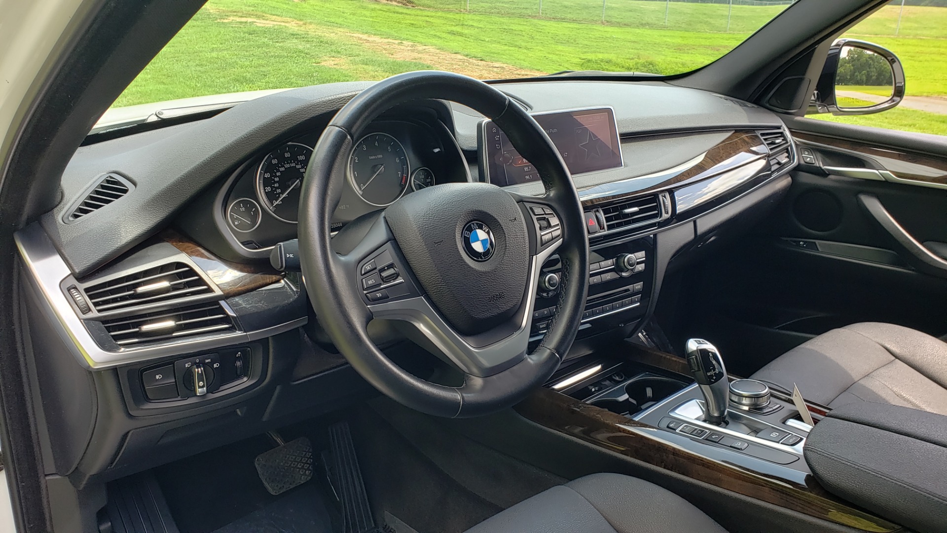Used 2017 BMW X5 XDRIVE35I / NAV / PANOR-ROOF / HTD STS / REARVIEW for sale Sold at Formula Imports in Charlotte NC 28227 39