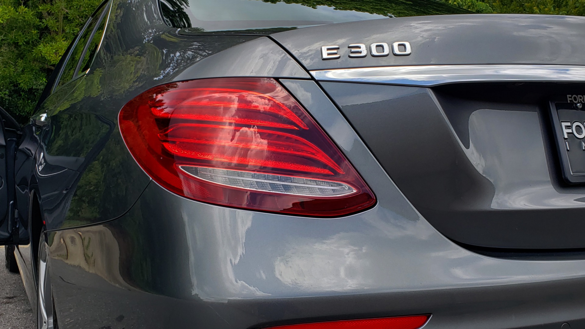 Used 2017 Mercedes-Benz E-CLASS E 300 SPORT 4MATIC / PREM PKG / NAV / SUNROOF / BURMESTER SND / REARVIEW for sale Sold at Formula Imports in Charlotte NC 28227 25