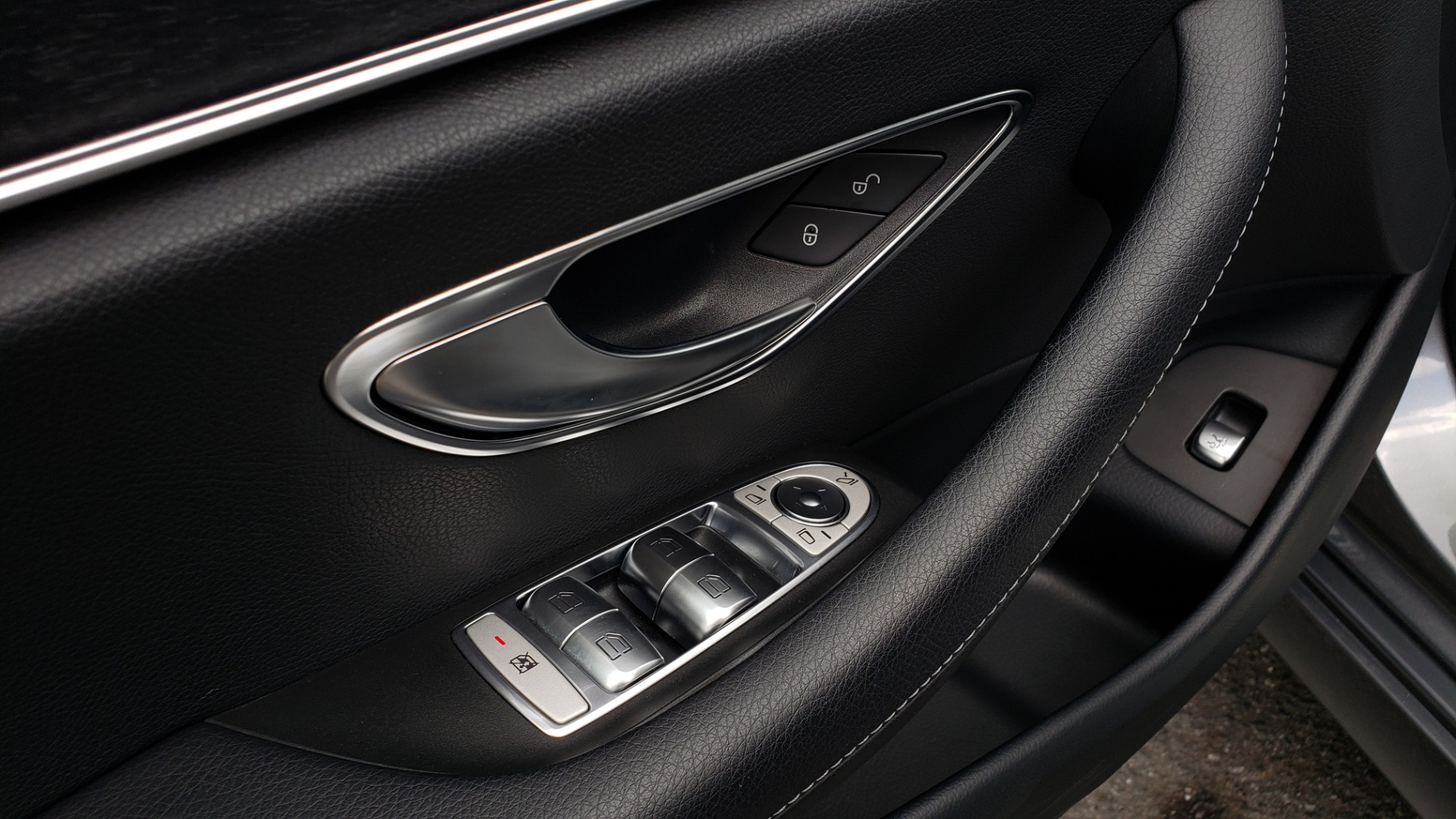 Used 2017 Mercedes-Benz E-Class E 300 Luxury for sale $29,995 at Formula Imports in Charlotte NC 28227 30
