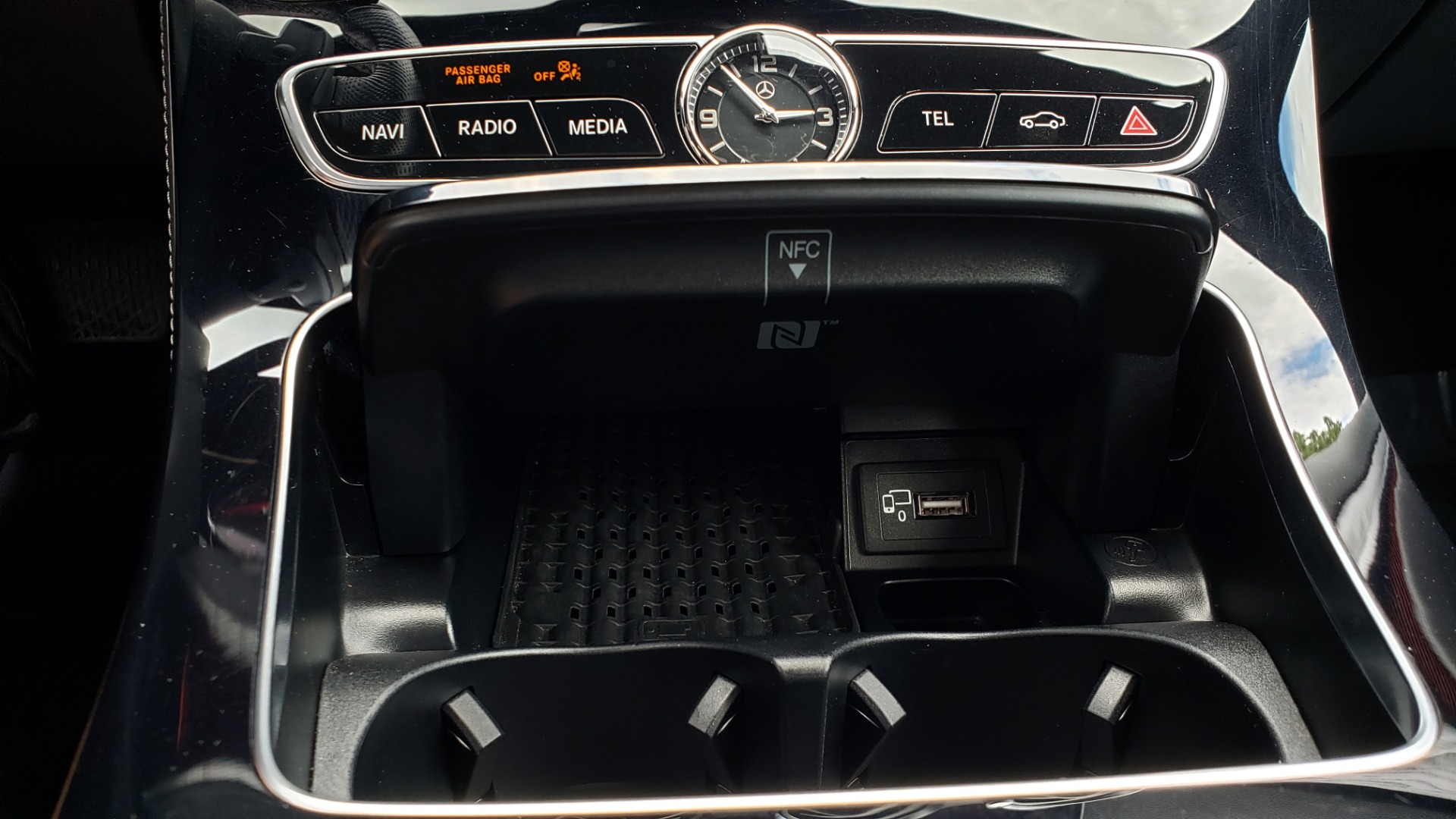 Used 2017 Mercedes-Benz E-CLASS E 300 SPORT 4MATIC / PREM PKG / NAV / SUNROOF / BURMESTER SND / REARVIEW for sale Sold at Formula Imports in Charlotte NC 28227 46