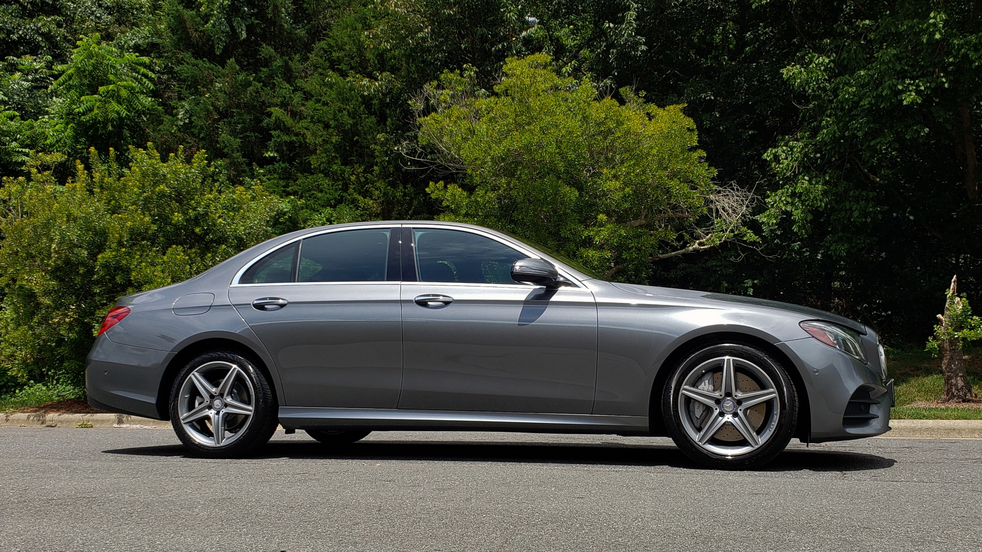 Used 2017 Mercedes-Benz E-CLASS E 300 SPORT 4MATIC / PREM PKG / NAV / SUNROOF / BURMESTER SND / REARVIEW for sale Sold at Formula Imports in Charlotte NC 28227 5