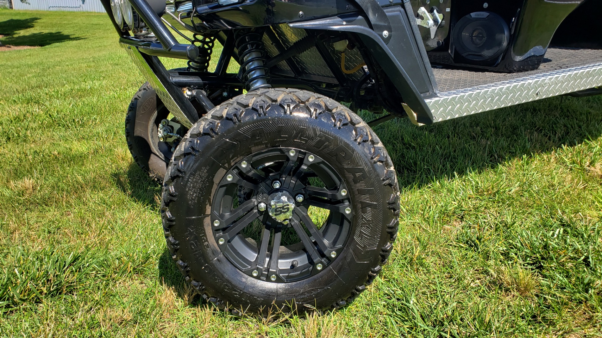Used 2010 E-Z-GO GOLF CART 24HP / 3-ROW SEATING FOR 6 / SUSPENSION LIFT / SONY STEREO for sale Sold at Formula Imports in Charlotte NC 28227 2