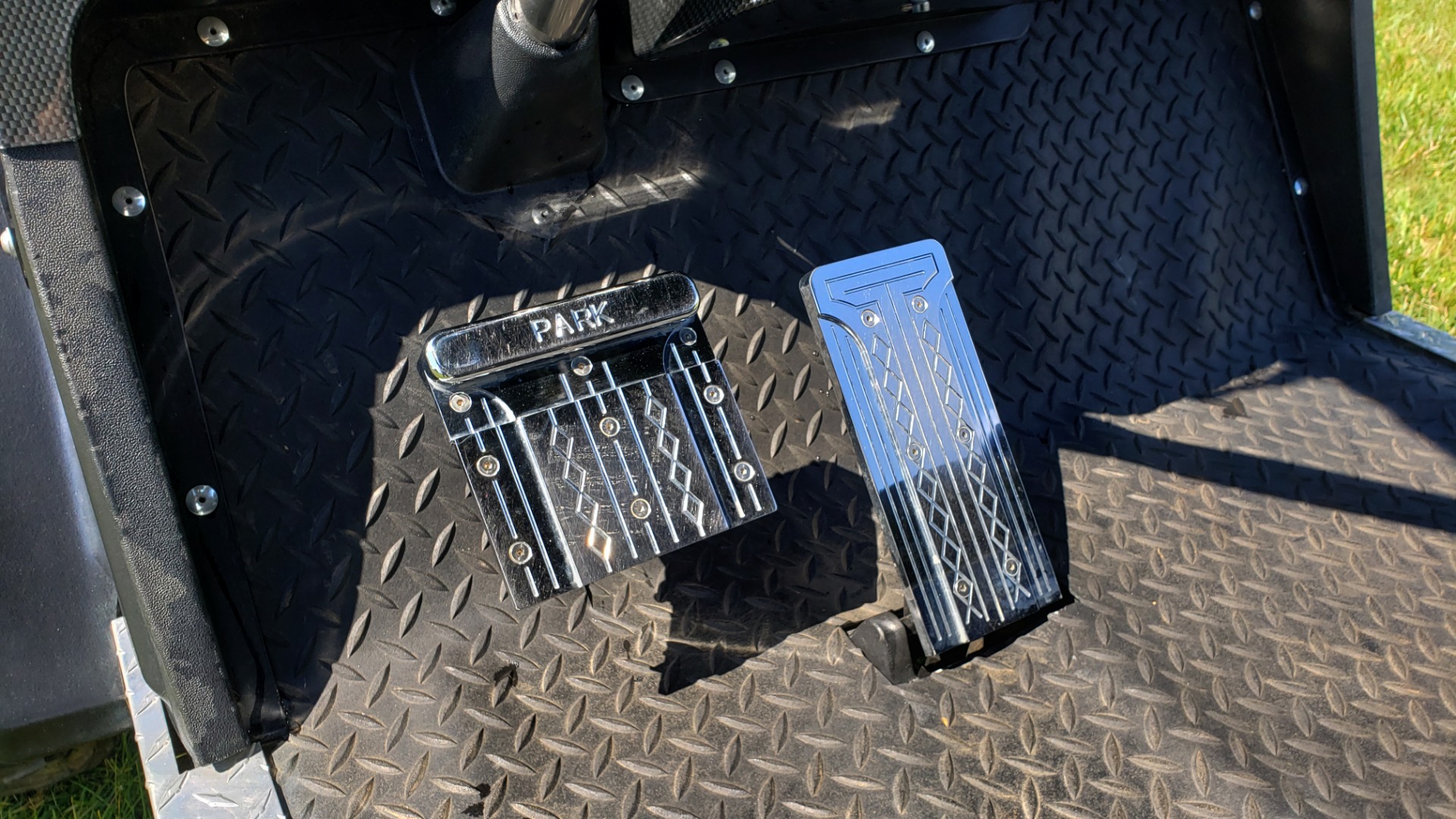 Used 2010 E-Z-GO GOLF CART 24HP / 3-ROW SEATING FOR 6 / SUSPENSION LIFT / SONY STEREO for sale Sold at Formula Imports in Charlotte NC 28227 5