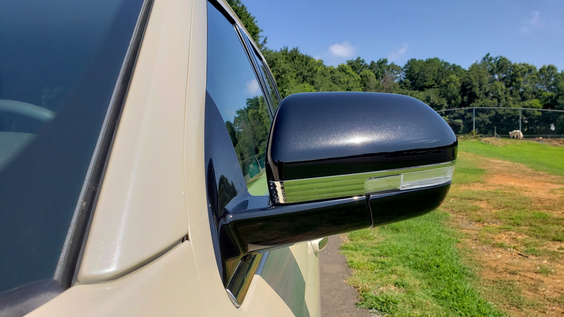 Used 2018 Lincoln NAVIGATOR PREMIERE 4X2 / TWIN-TURBO V6 / NAV / 3-ROW / REARVIEW for sale Sold at Formula Imports in Charlotte NC 28227 15