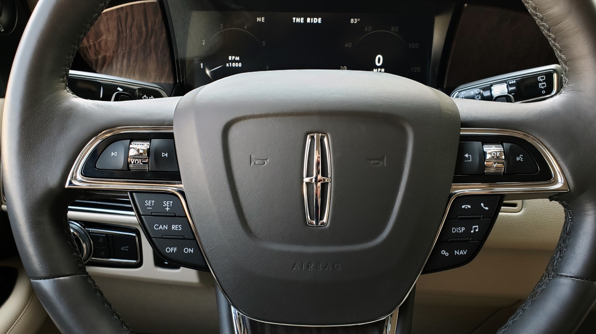 Used 2018 Lincoln NAVIGATOR PREMIERE 4X2 / TWIN-TURBO V6 / NAV / 3-ROW / REARVIEW for sale Sold at Formula Imports in Charlotte NC 28227 46