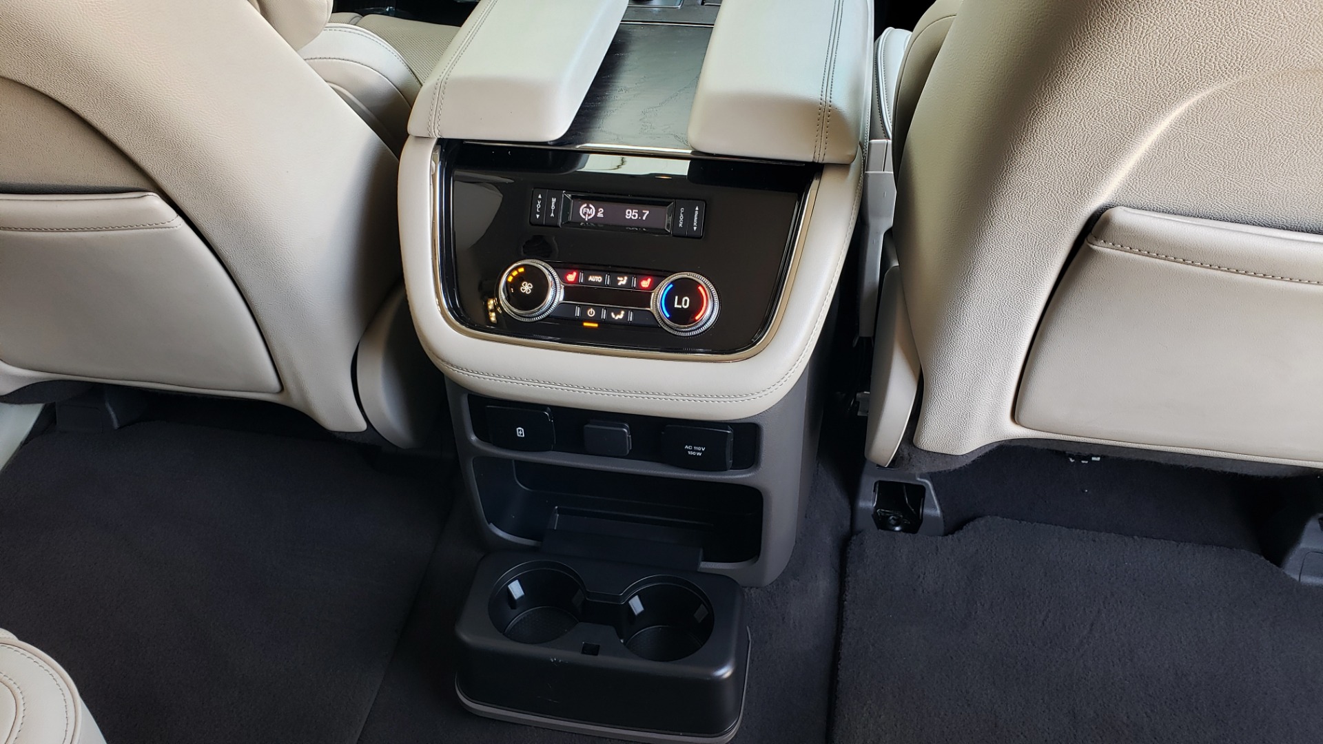 Used 2018 Lincoln NAVIGATOR PREMIERE 4X2 / TWIN-TURBO V6 / NAV / 3-ROW / REARVIEW for sale Sold at Formula Imports in Charlotte NC 28227 85