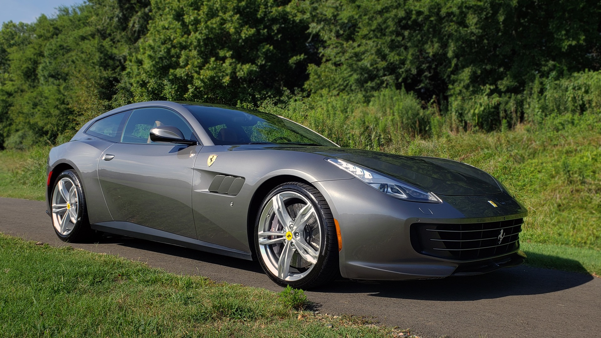 Used 2017 Ferrari GTC4Lusso for sale Sold at Formula Imports in Charlotte NC 28227 10