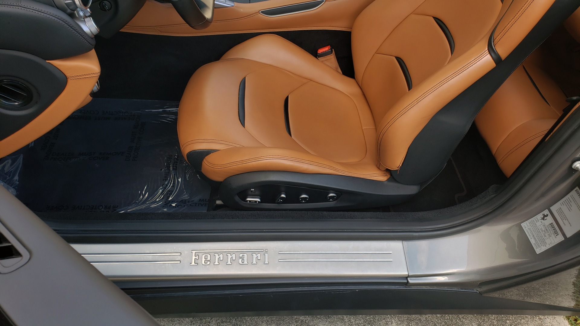 Used 2017 Ferrari GTC4 LUSSO AWD / PANO-ROOF / APPLE CAR PLAY / SUSP LIFT / JBL SOUND for sale $191,999 at Formula Imports in Charlotte NC 28227 54