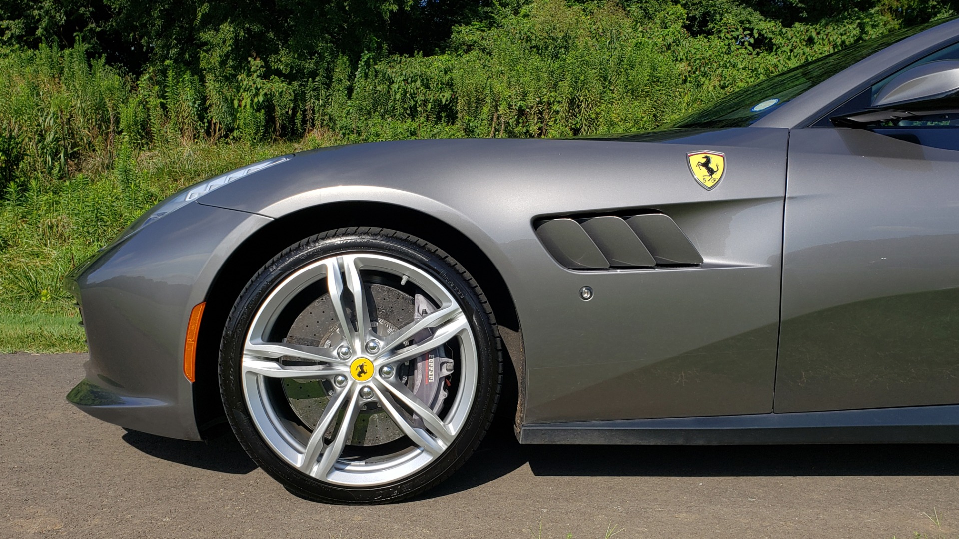 Used 2017 Ferrari GTC4Lusso for sale Sold at Formula Imports in Charlotte NC 28227 91