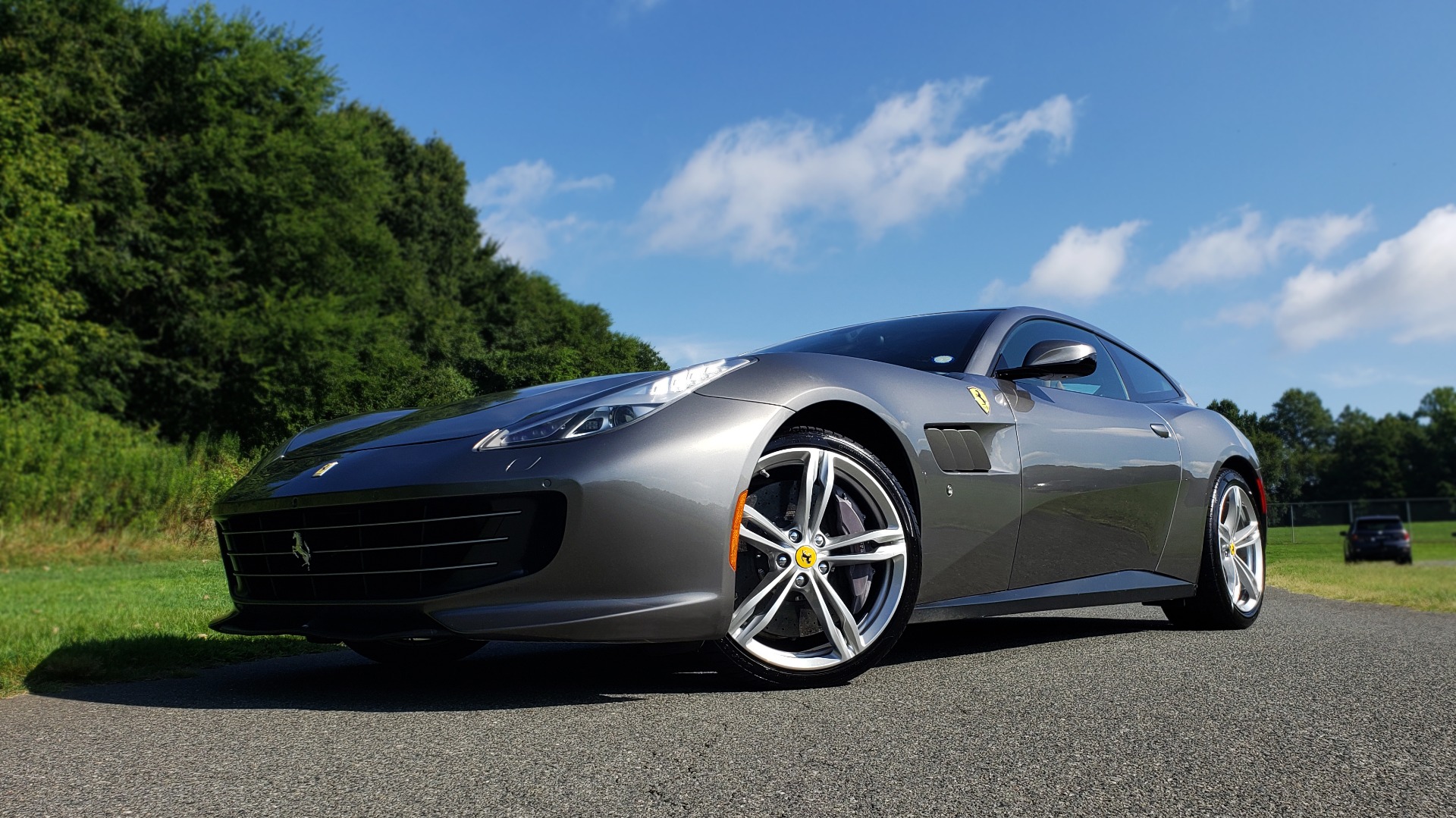 Used 2017 Ferrari GTC4 LUSSO AWD / PANO-ROOF / APPLE CAR PLAY / SUSP LIFT / JBL SOUND for sale $191,999 at Formula Imports in Charlotte NC 28227 1
