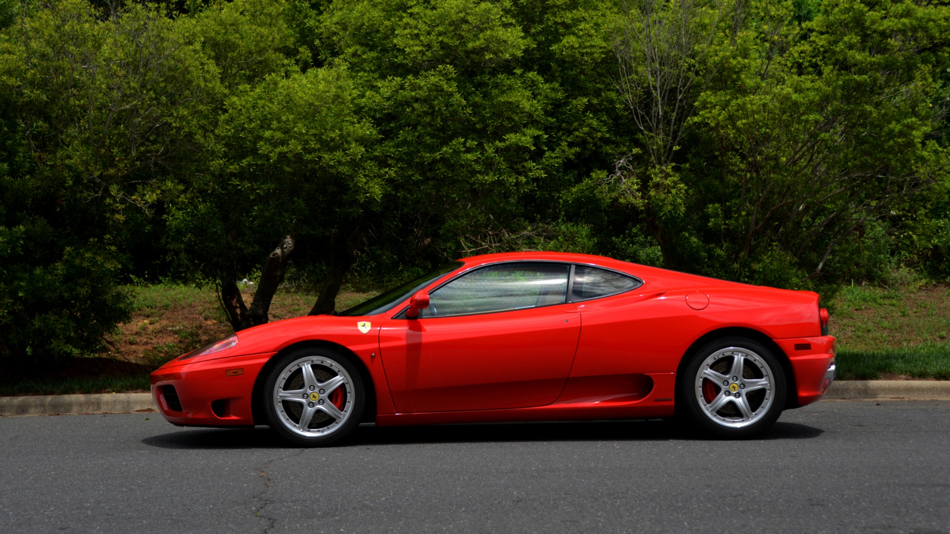 Used 2004 Ferrari 360 MODENA COUPE / GATED 6-SPD MANUAL / SUNROOF / LOW MILES for sale Sold at Formula Imports in Charlotte NC 28227 2