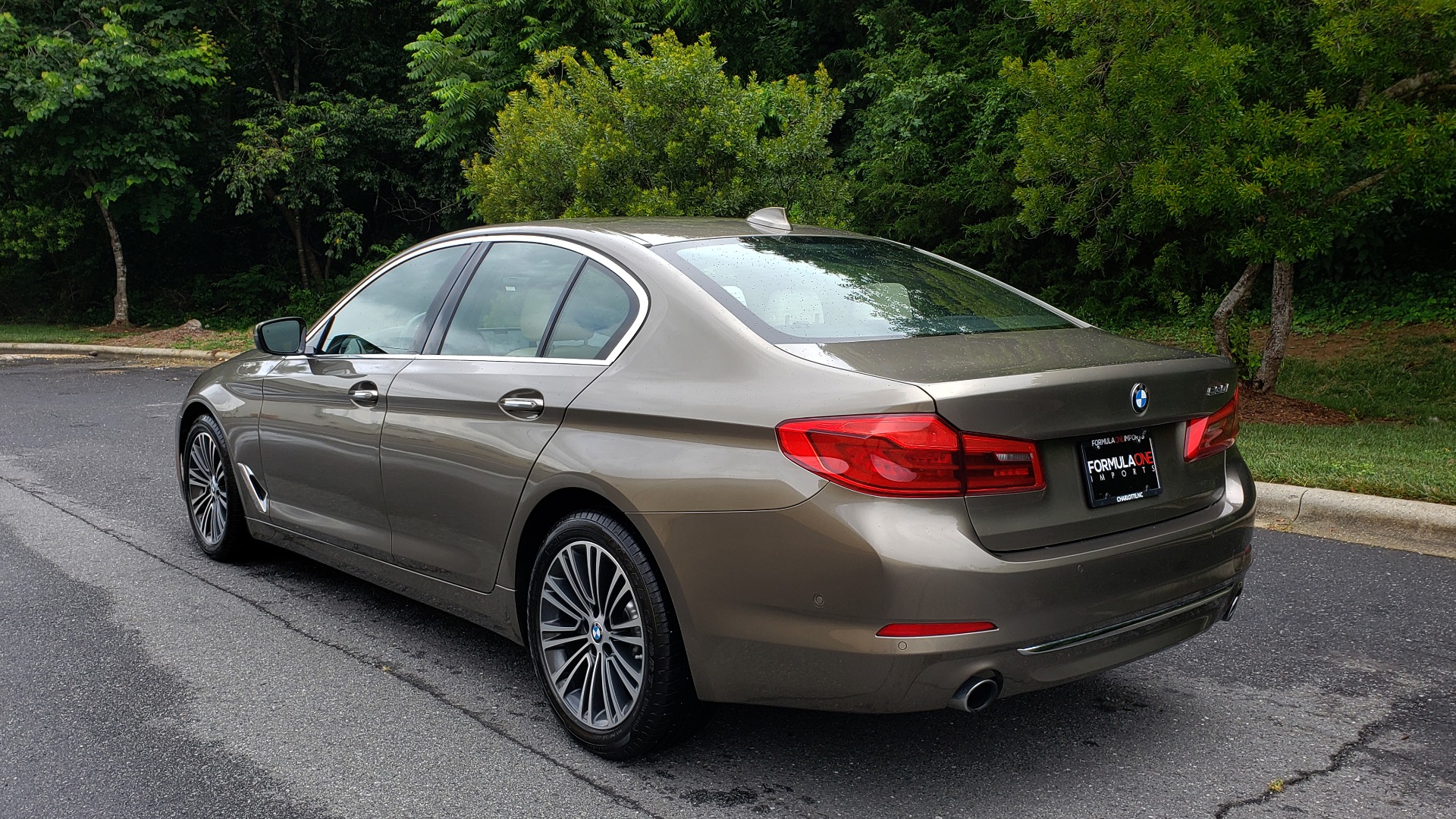 Used 2017 BMW 5 SERIES 530I PREMIUM / NAV / SUNROOF / DRVR ASST PLUS II / LUXURY for sale Sold at Formula Imports in Charlotte NC 28227 3