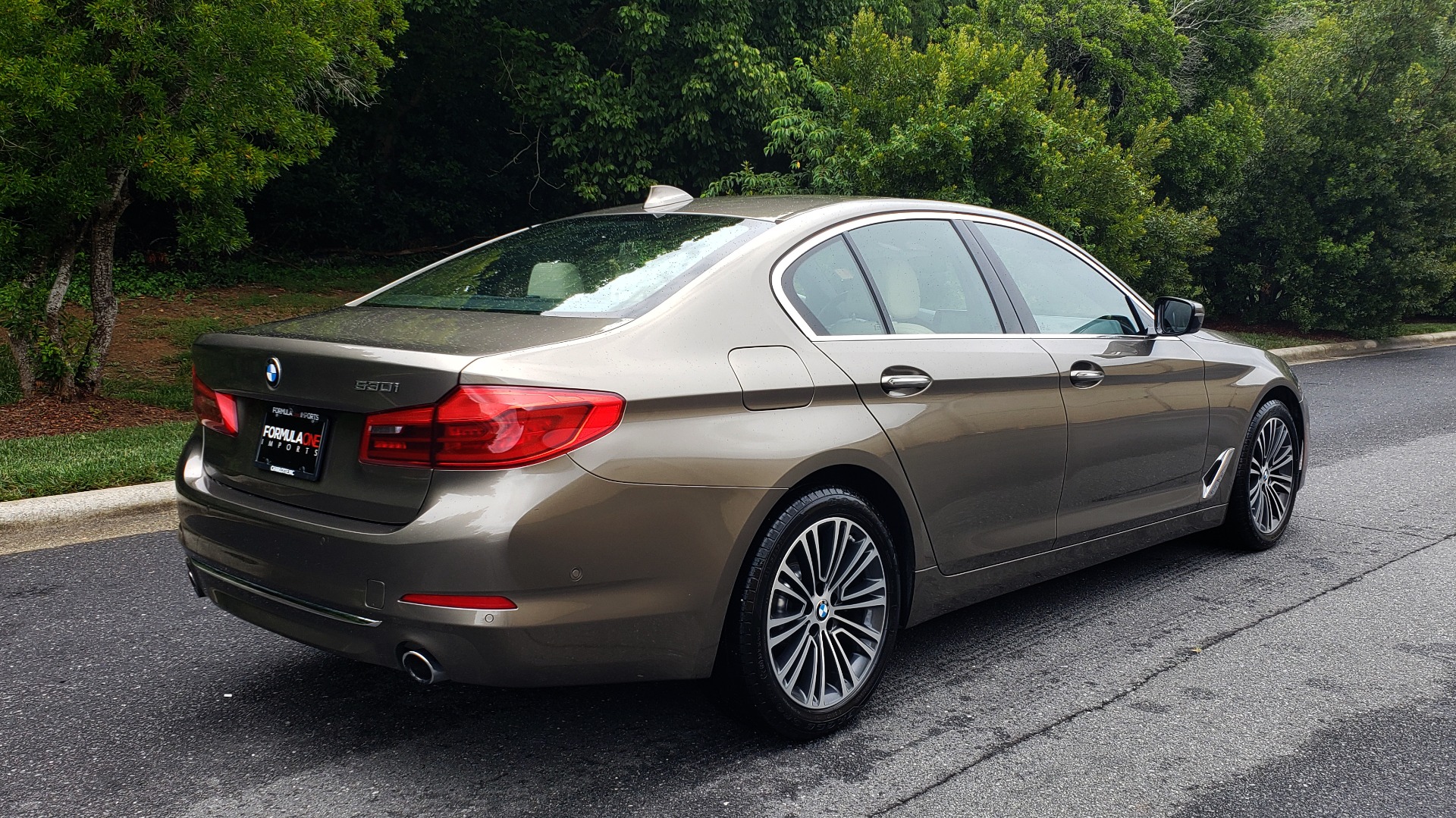 Used 2017 BMW 5 SERIES 530I PREMIUM / NAV / SUNROOF / DRVR ASST PLUS II / LUXURY for sale Sold at Formula Imports in Charlotte NC 28227 9