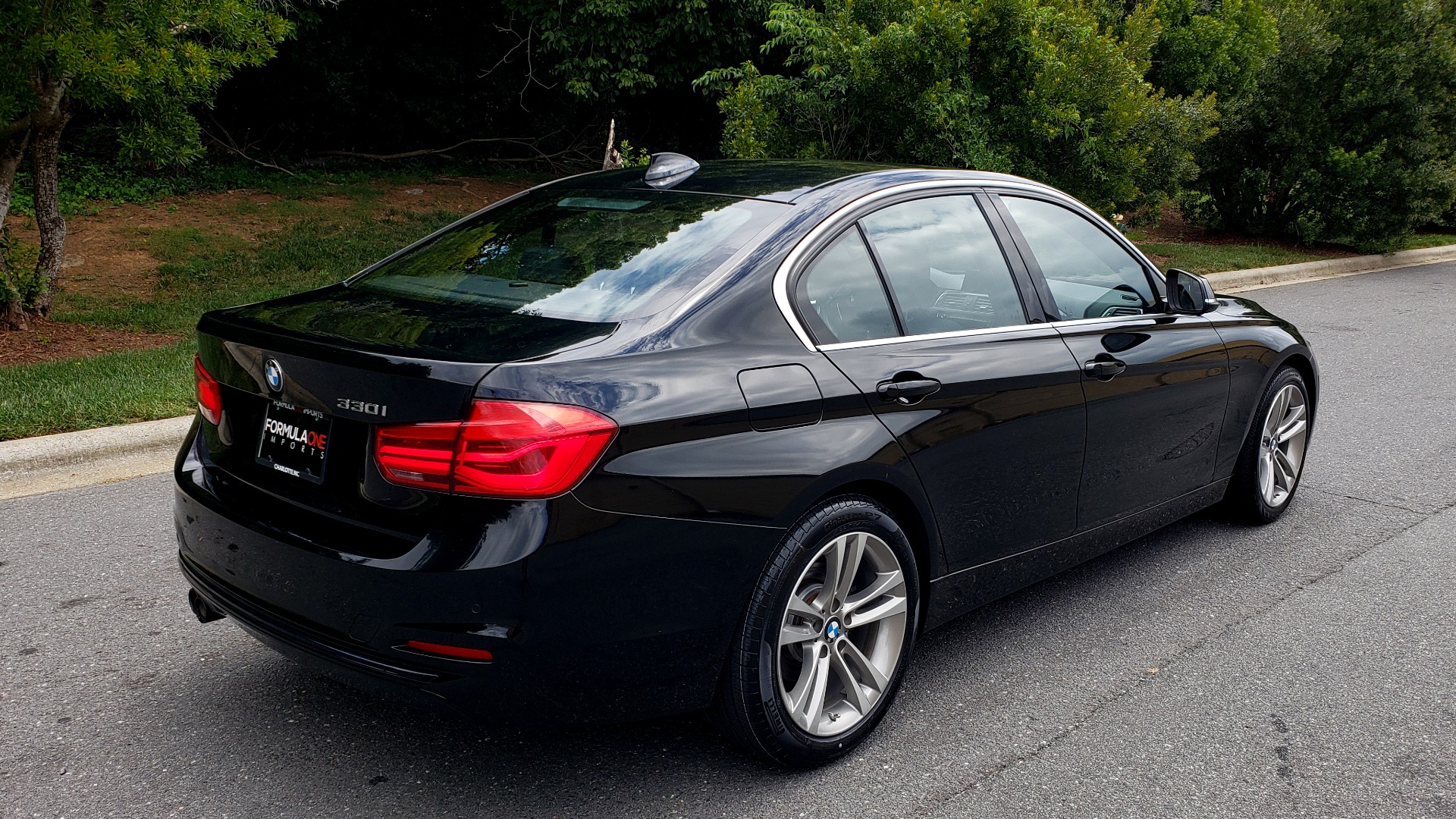 Used 2017 BMW 3 SERIES 330I SPORT / NAV / LEATHER / REARVIEW / PARK DIST CNTRL for sale Sold at Formula Imports in Charlotte NC 28227 6