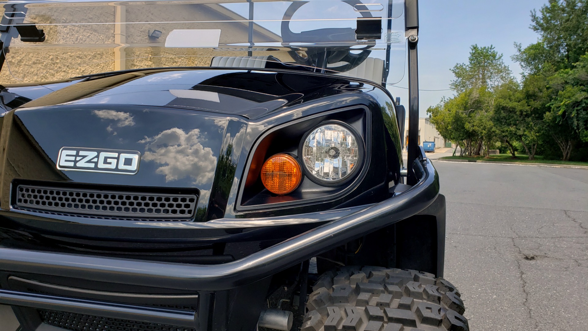 Used 2015 E-Z-GO EXPRESS J6 GOLF CART / 3-ROW / SEATS 6 / 12IN ALLOY WHEELS for sale Sold at Formula Imports in Charlotte NC 28227 17